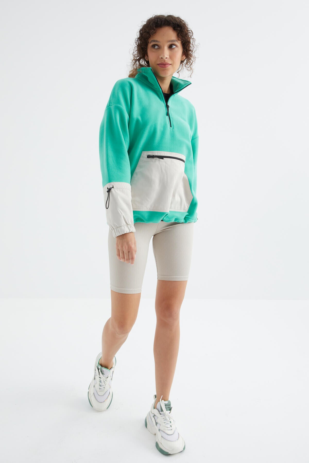 Image of Deniz Yeşili Etek Ucu Büzgülü Yarım Fermuarlı Oversize Kadın Polar Sweatshirt - 97238