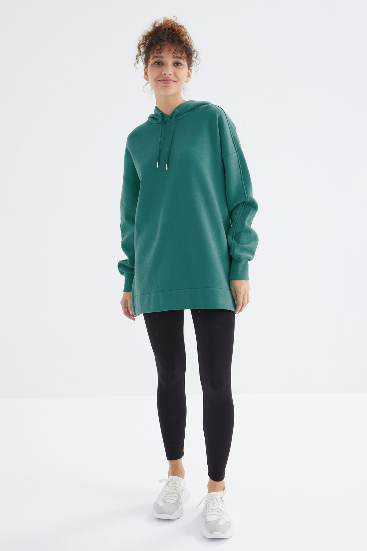 Image of Deniz Yeşili Reglan Kol Basic Kapüşonlu Oversize Sweatshirt Tunik - 97242