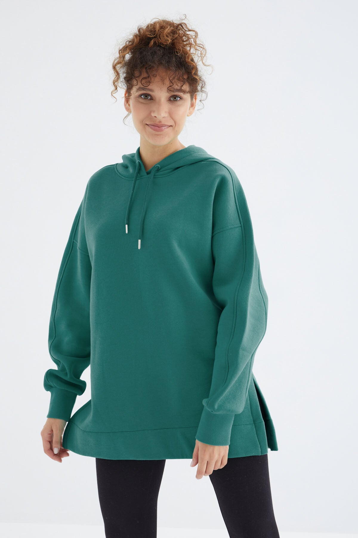 Image of Deniz Yeşili Reglan Kol Basic Kapüşonlu Oversize Sweatshirt Tunik - 97242