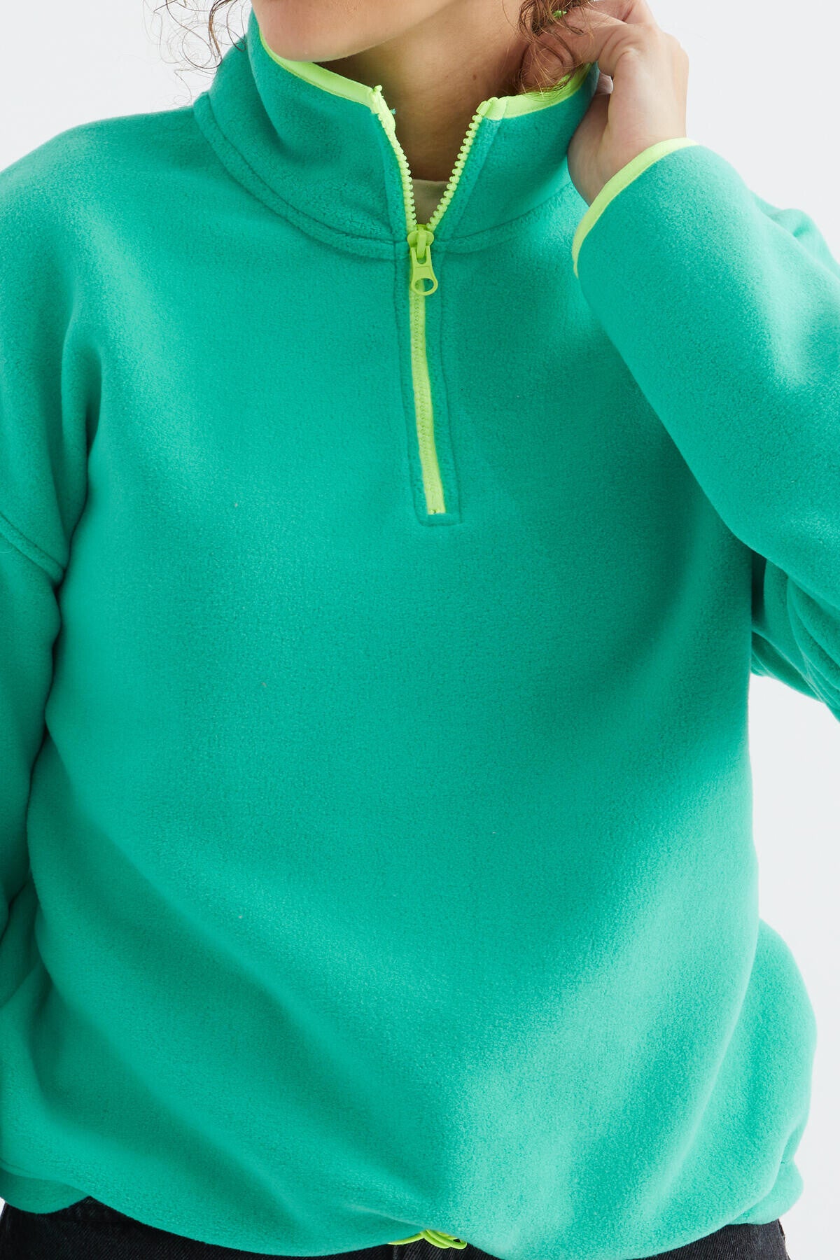 Image of Deniz Yeşili Yarım Fermuar Etek Ucu Büzgülü Dik Yaka Oversize Kadın Polar Sweatshirt - 97234