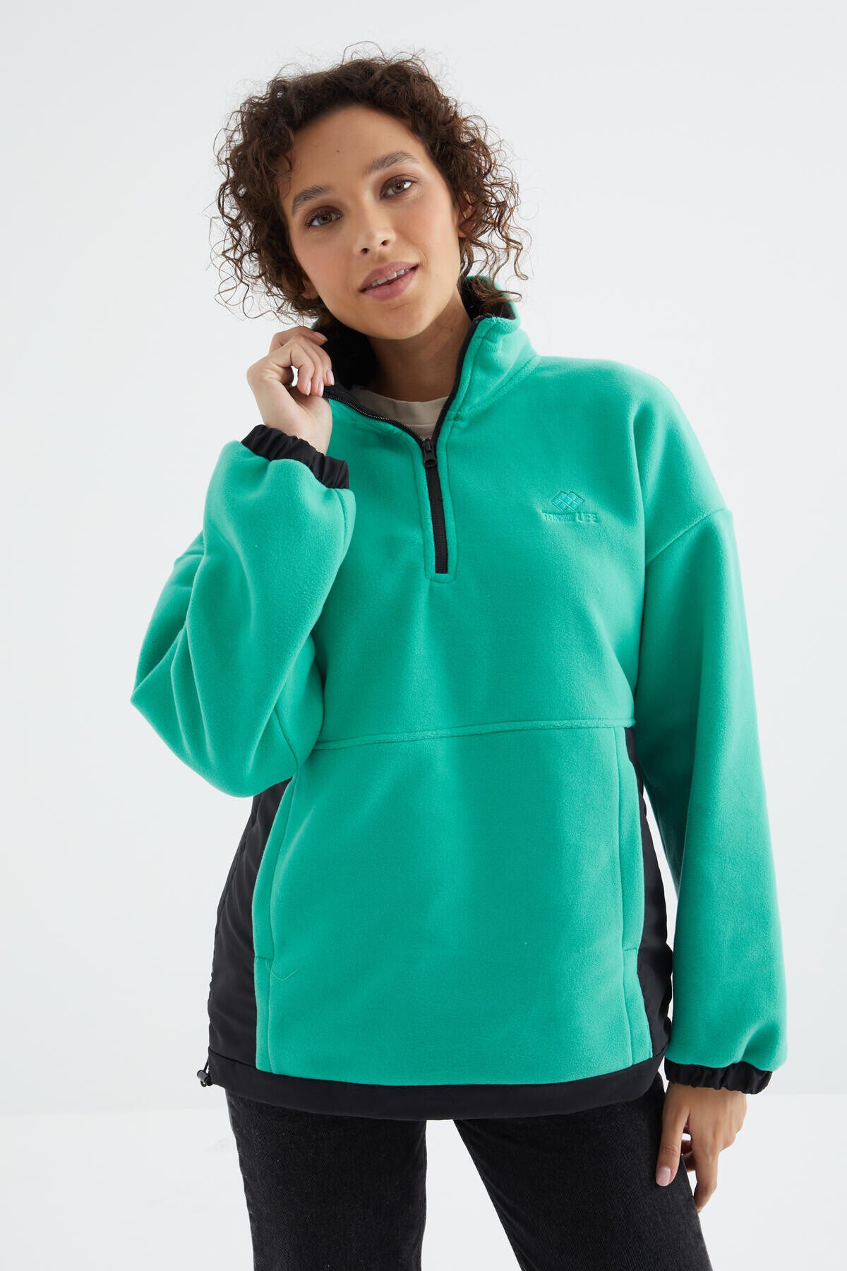 Image of Deniz Yeşili Yarım Fermuar Etek Ucu Büzgülü Dik Yaka  Oversize Kadın Polar Sweatshirt - 97236