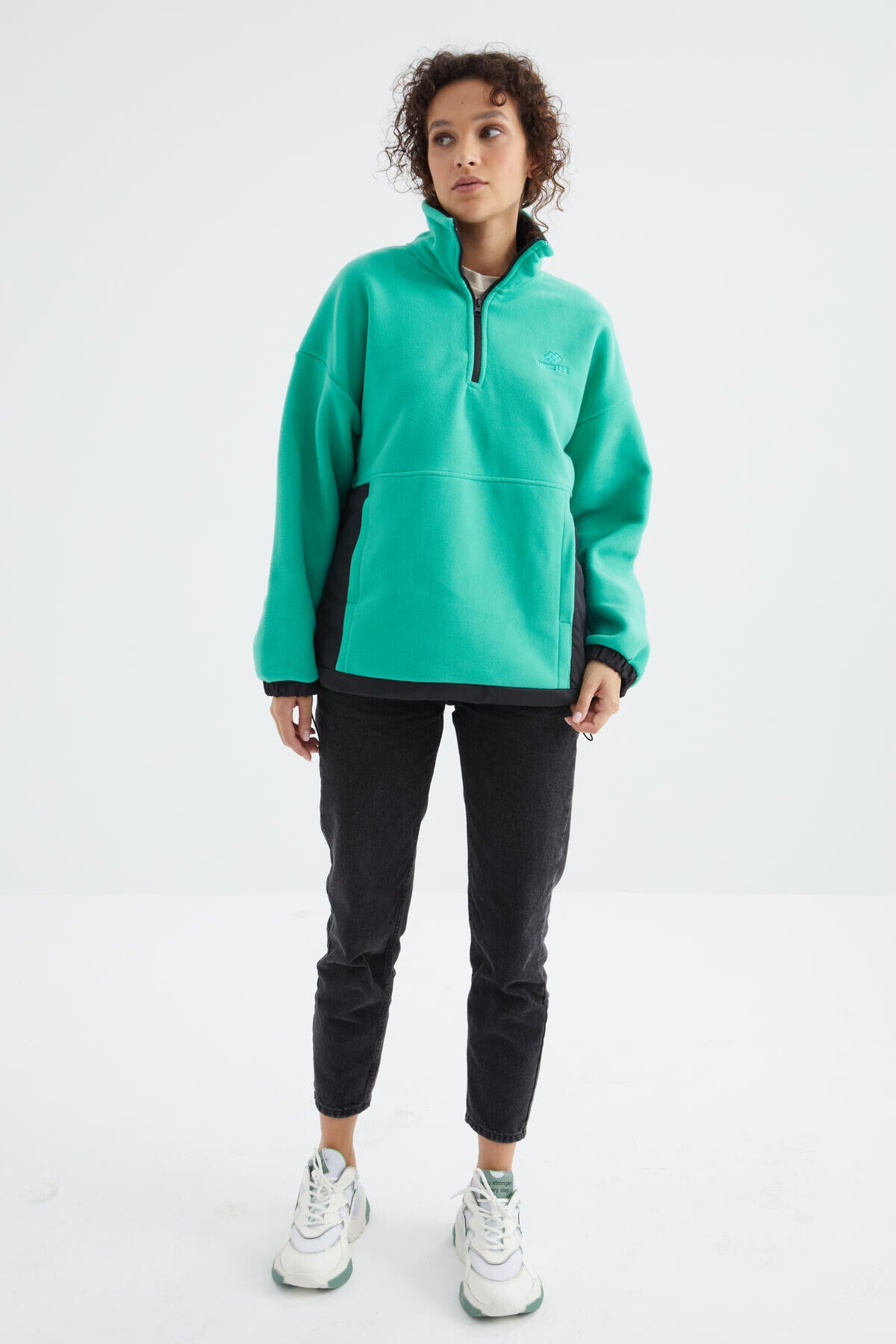 Image of Deniz Yeşili Yarım Fermuar Etek Ucu Büzgülü Dik Yaka  Oversize Kadın Polar Sweatshirt - 97236