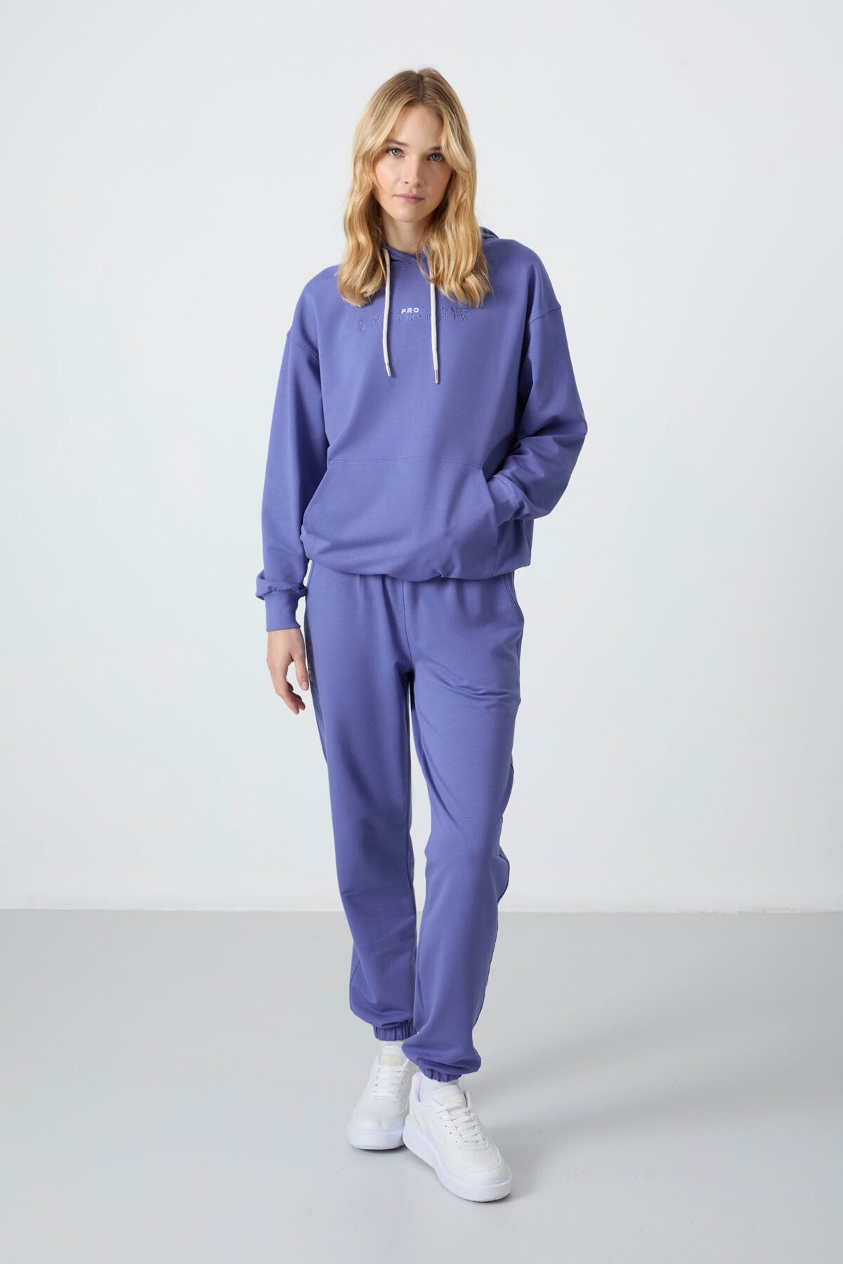 Image of Set trening pentru femei cu glugă violet, buzunar tip cangur, supradimensionat, tiv elastic - 95288