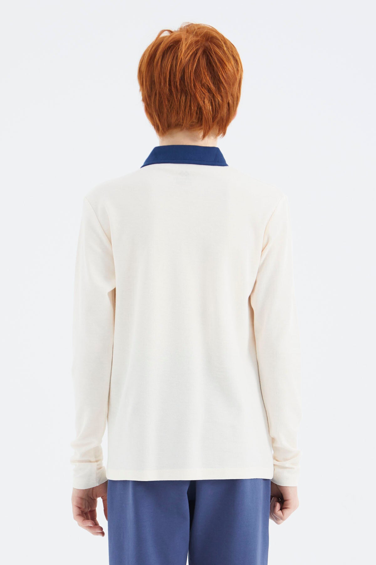 Image of Tricou alb-gălbui cu guler polo pentru băieți - 11172