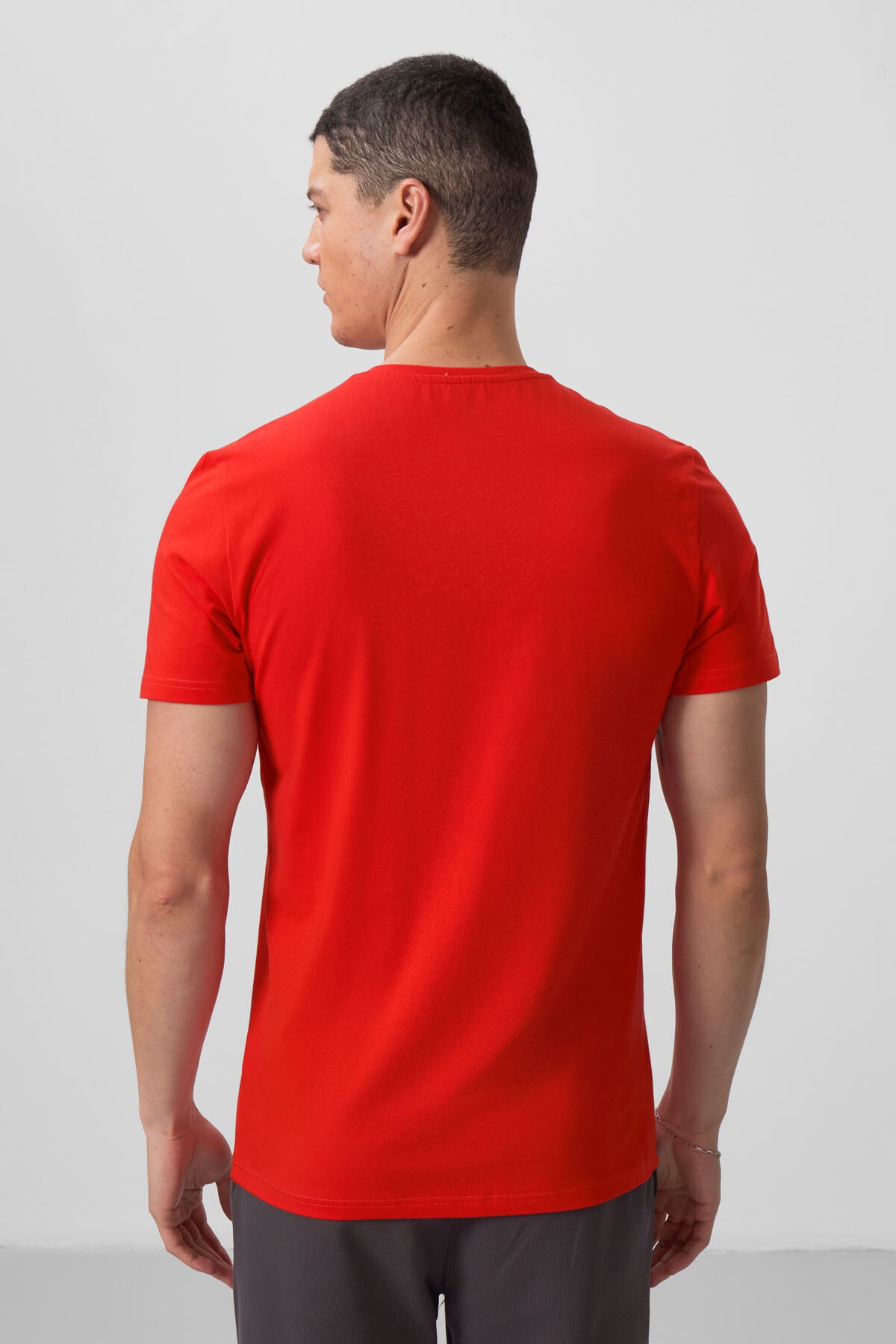 Image of Fiesta Basic Kısa Kol Standart Kalıp V Yaka Erkek T-Shirt - 87912
