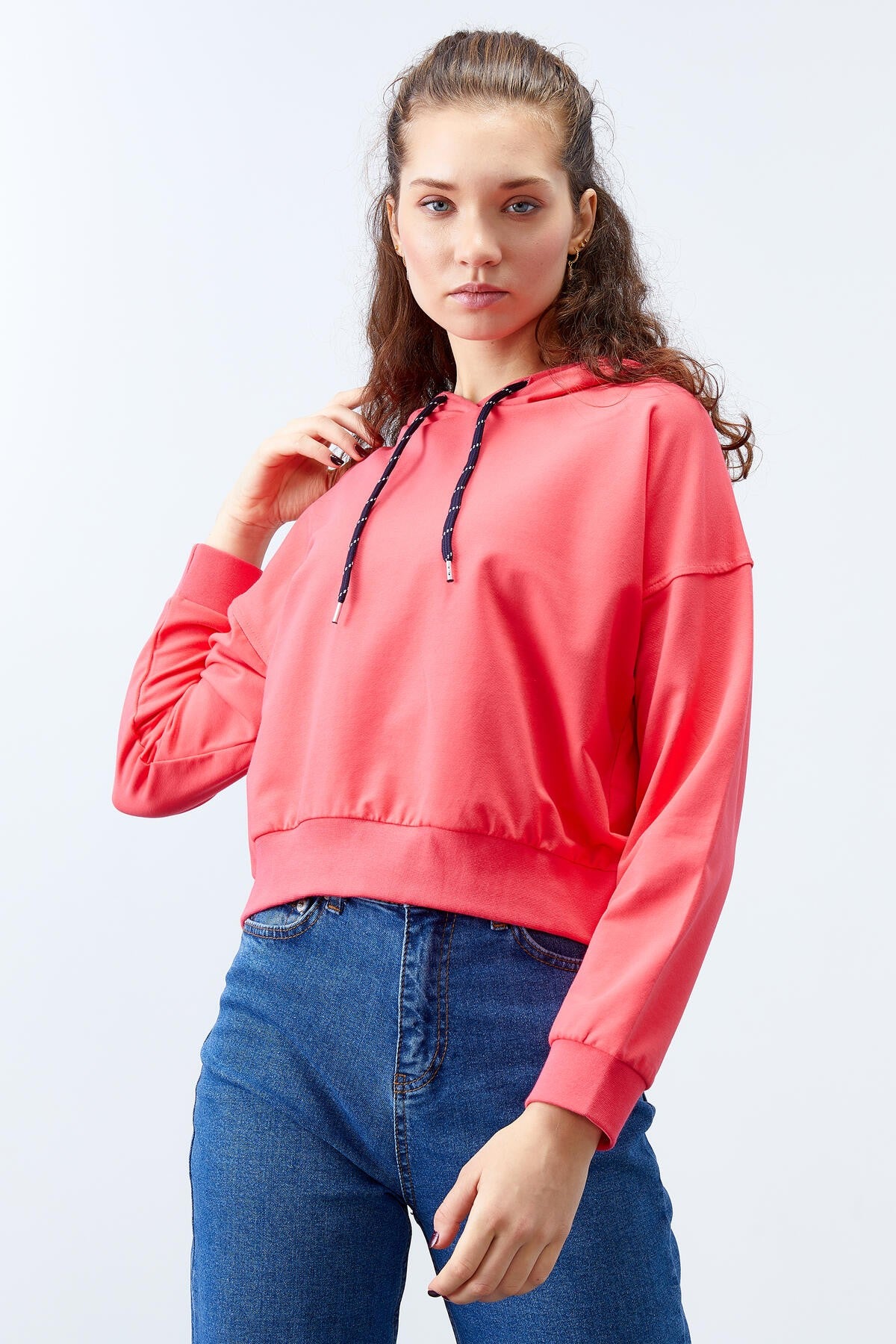 Image of Hanorac de damă cu mânecă lungă, croială lejeră, fuchsia, cu glugă - 97115