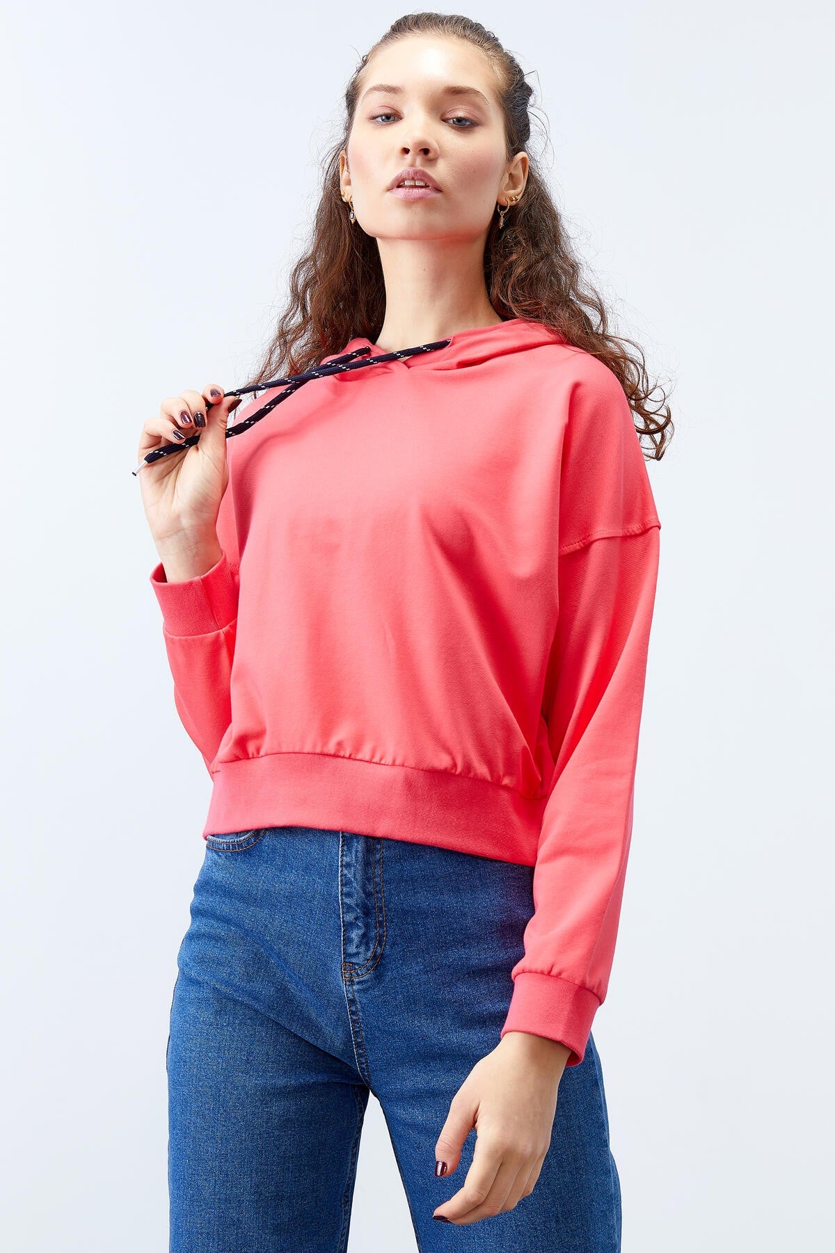 Image of Fuşya Uzun Kol Rahat Form Kapüşonlu Kadın Sweatshirt - 97115