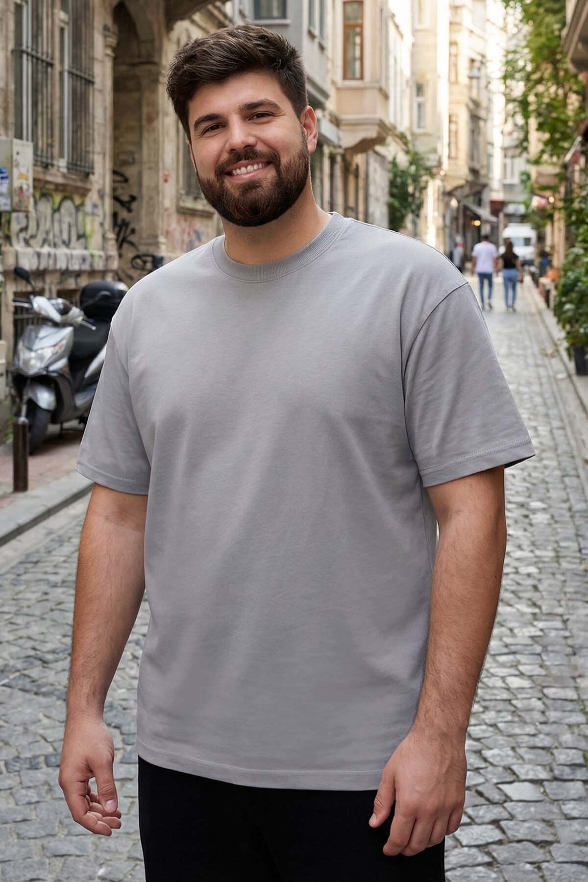 Image of Gri Basic Kısa Kol O Yaka Büyük Beden Erkek T-Shirt - 88072