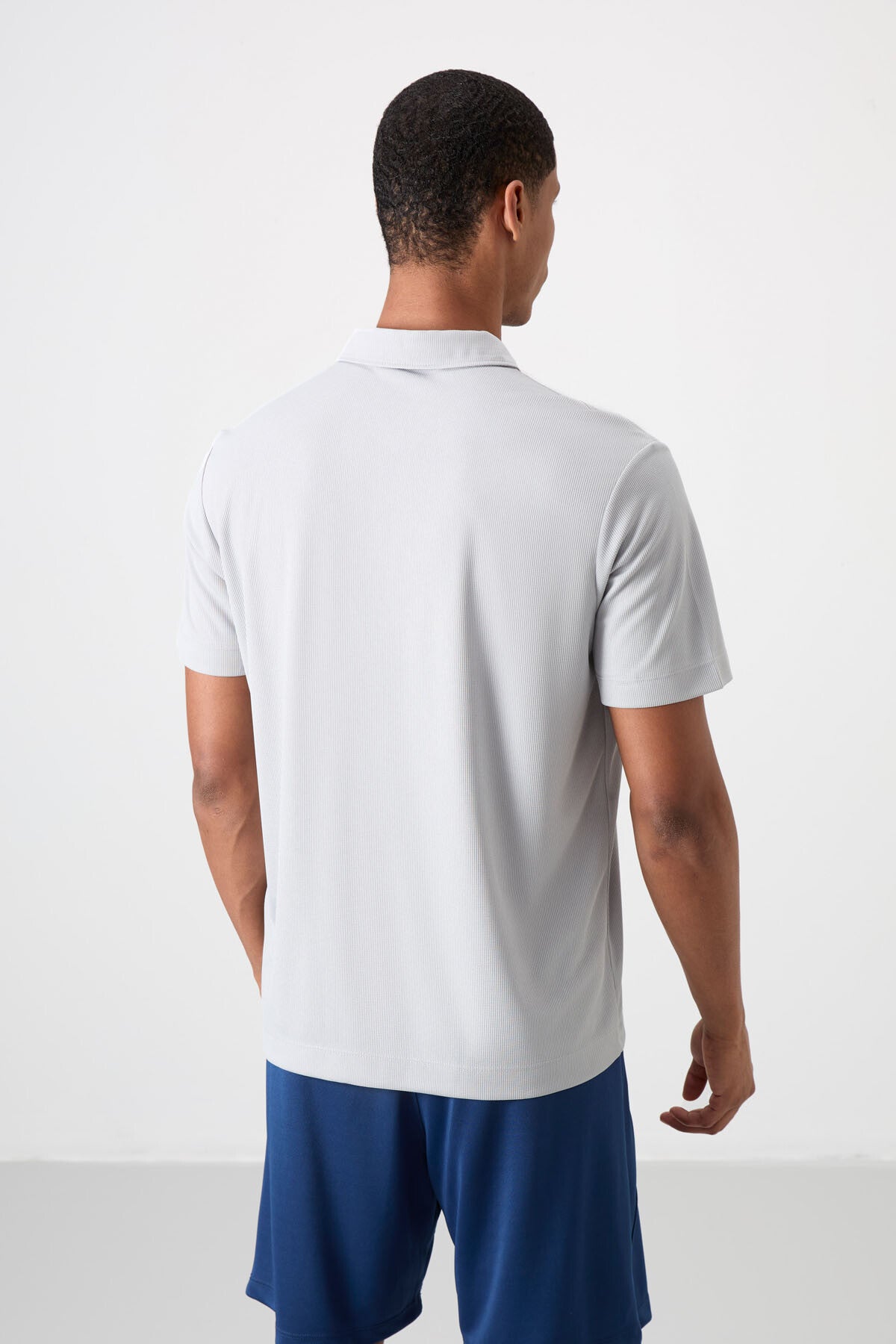 Image of Gri Logo Baskılı Standart Kalıp Polo Yaka Aktif Spor Erkek T-Shirt - 88252
