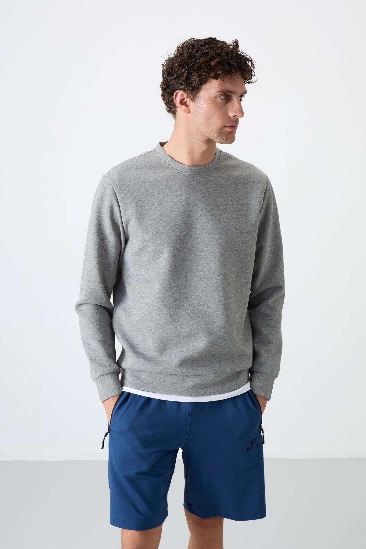 Image of Gri Melanj Basic O Yaka Rahat Form Erkek Sweatshirt - 88053