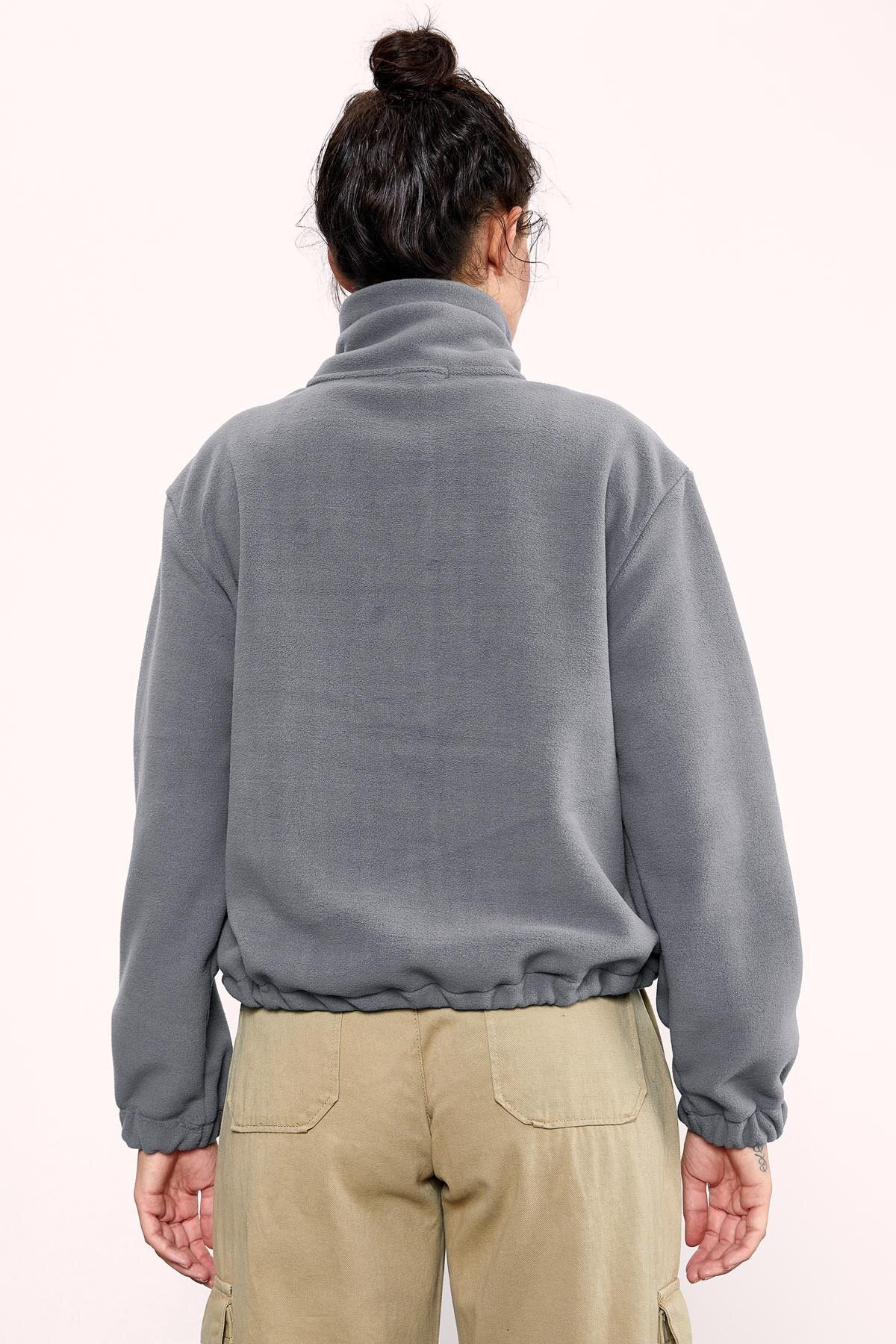 Image of Gri Melanj Yarım Fermuar Etek Ucu Büzgülü Kadın Polar Oversize Sweatshirt - 97171