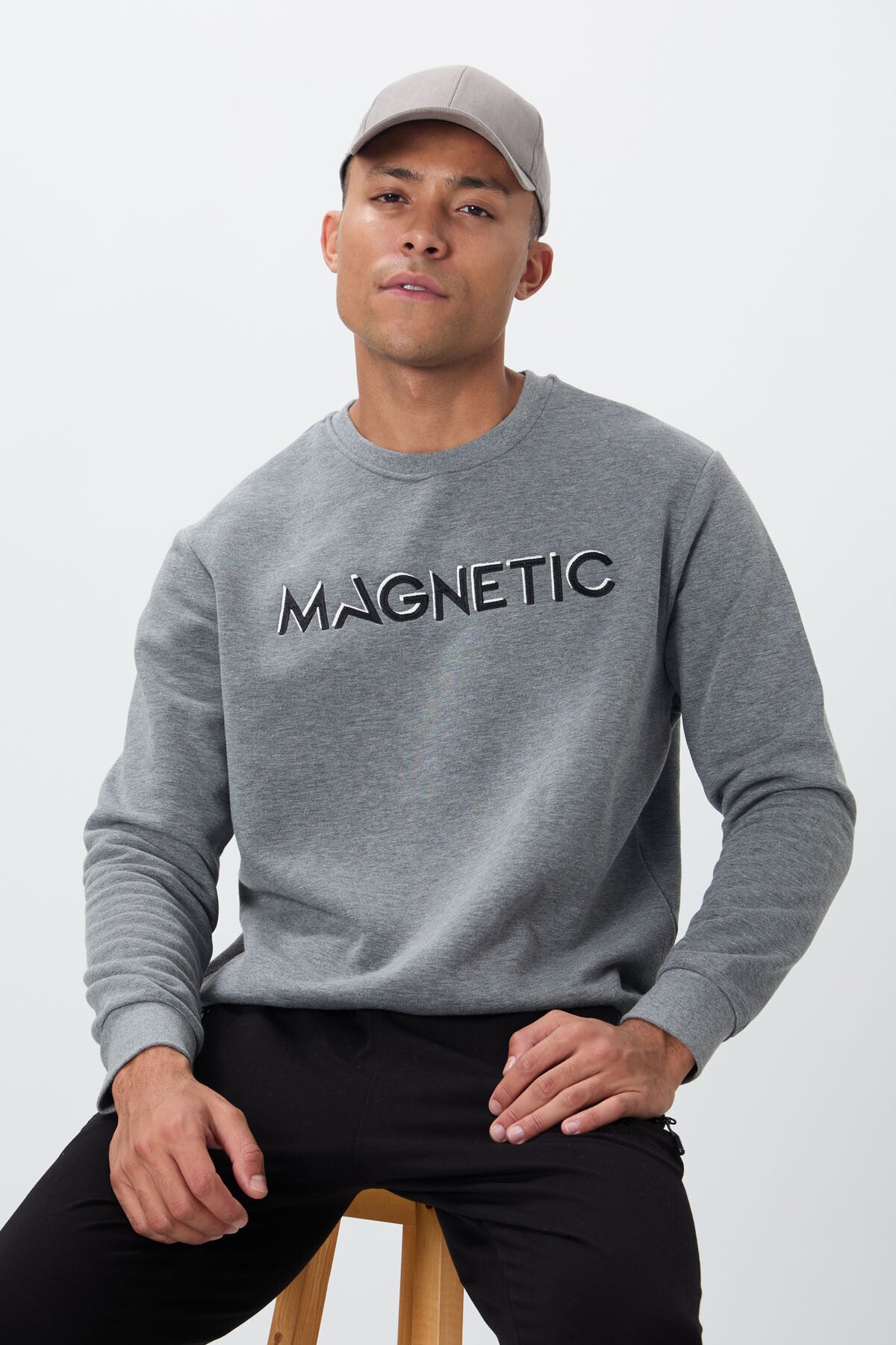 Image of Gri Melanj Yazı Nakışlı O Yaka Rahat Form İçi Polarlı Erkek Sweatshirt - 88020