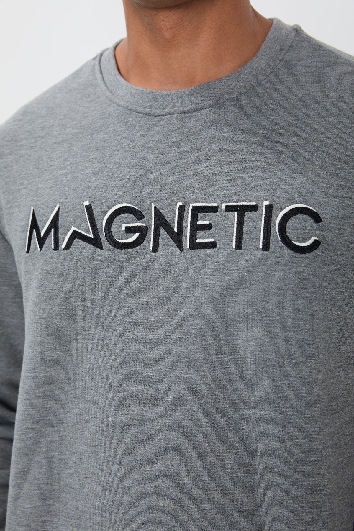 Image of Gri Melanj Yazı Nakışlı O Yaka Rahat Form İçi Polarlı Erkek Sweatshirt - 88020