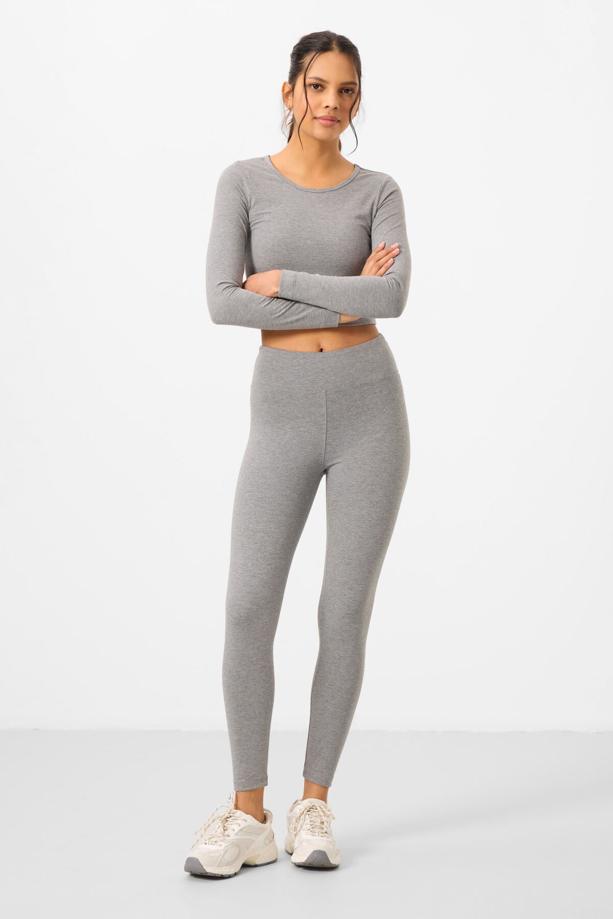 Image of Gri Melanj Yüksek Bel Uzun Kollu Slim Fit Crop Top Kadın Tayt Takım - 95286
