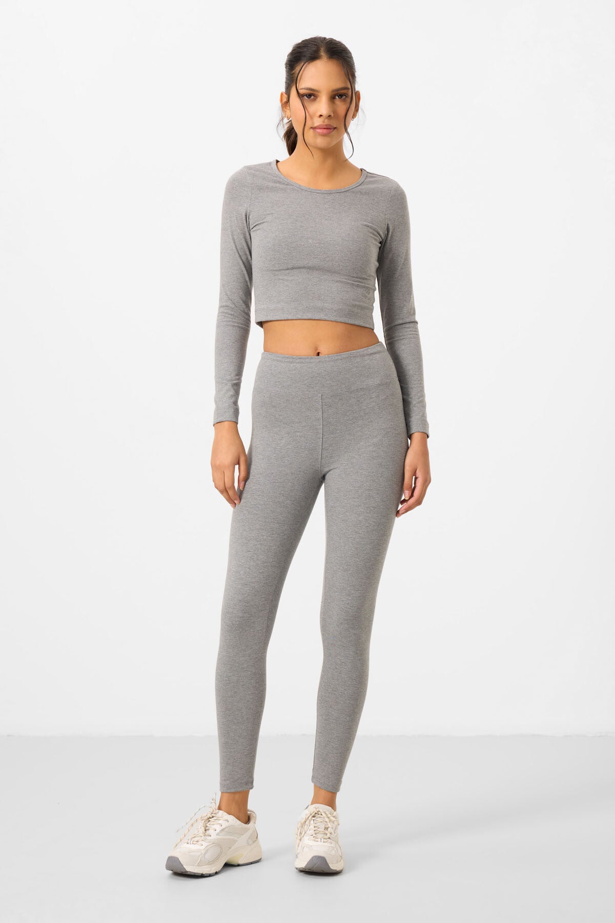 Image of Gri Melanj Yüksek Bel Uzun Kollu Slim Fit Crop Top Kadın Tayt Takım - 95286