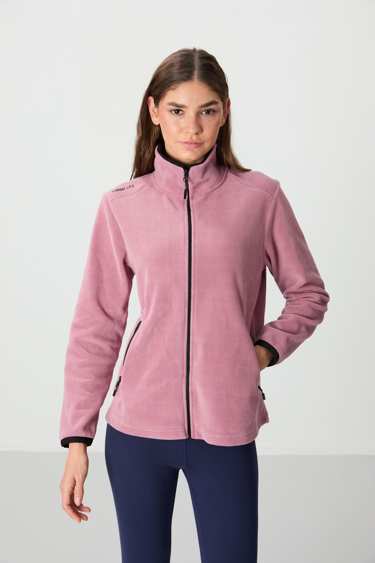 Image of Hanorac de damă din fleece, roz, cu guler înalt și fermoar, croială relaxată - 97173