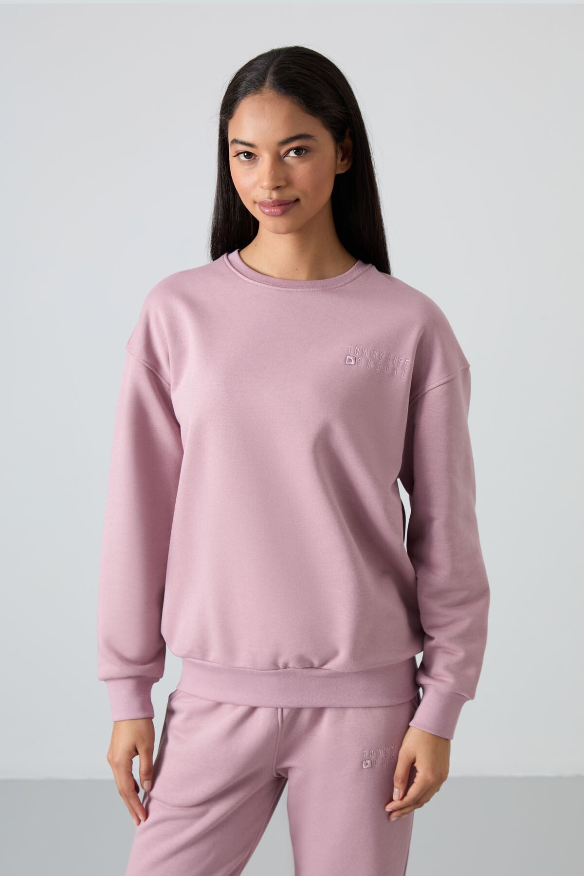 Image of Gül Kurusu Basic Pamuklu O Yaka Oversize Lastik Paça Kadın Eşofman Takım - 95287