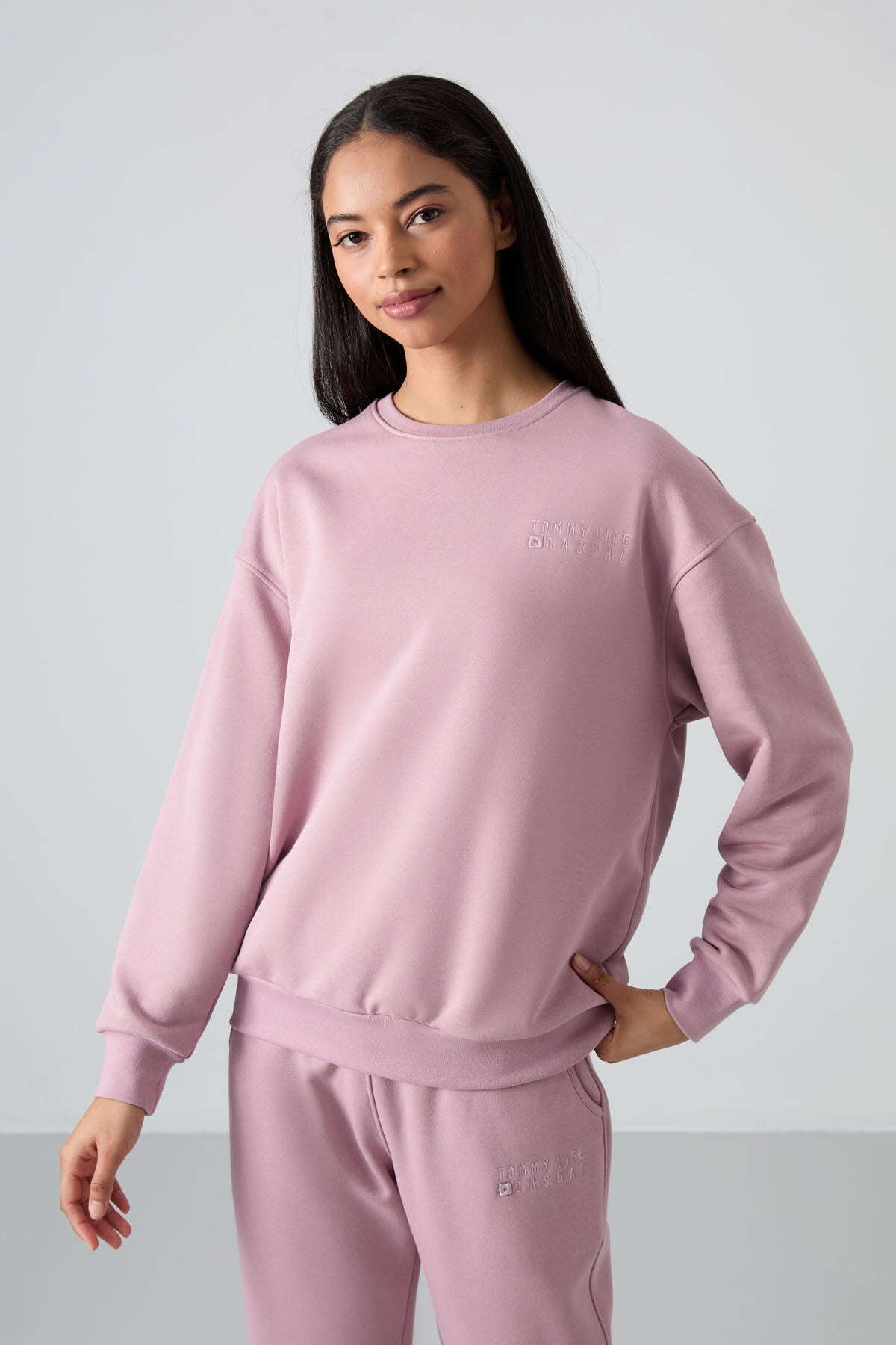 Image of Gül Kurusu Basic Pamuklu O Yaka Oversize Lastik Paça Kadın Eşofman Takım - 95287