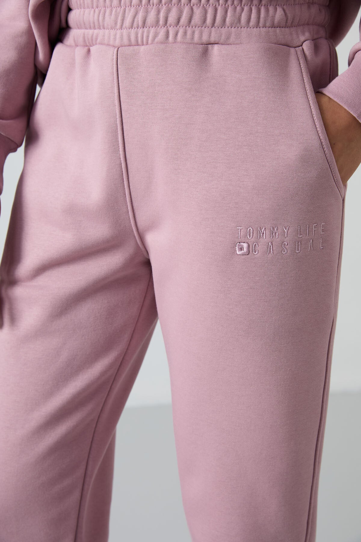 Image of Gül Kurusu Basic Pamuklu O Yaka Oversize Lastik Paça Kadın Eşofman Takım - 95287