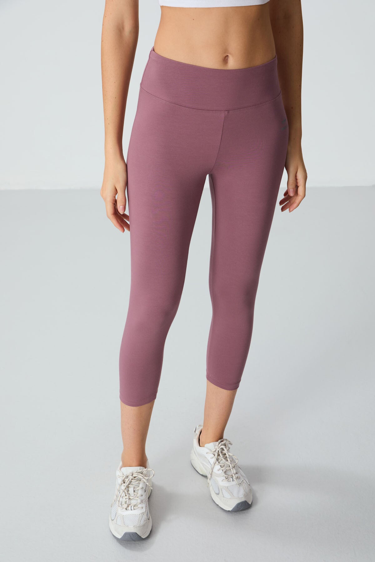 Image of Gül Kurusu Yüksek Bel Slim Fit Dar Paça Kadın Kapri Tayt - 93097