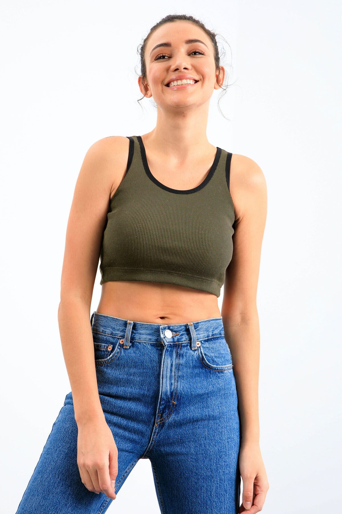 Image of Haki Basic Sıfır Kol Dar Kalıp U Yaka Kadın Crop Top Atlet - 97160