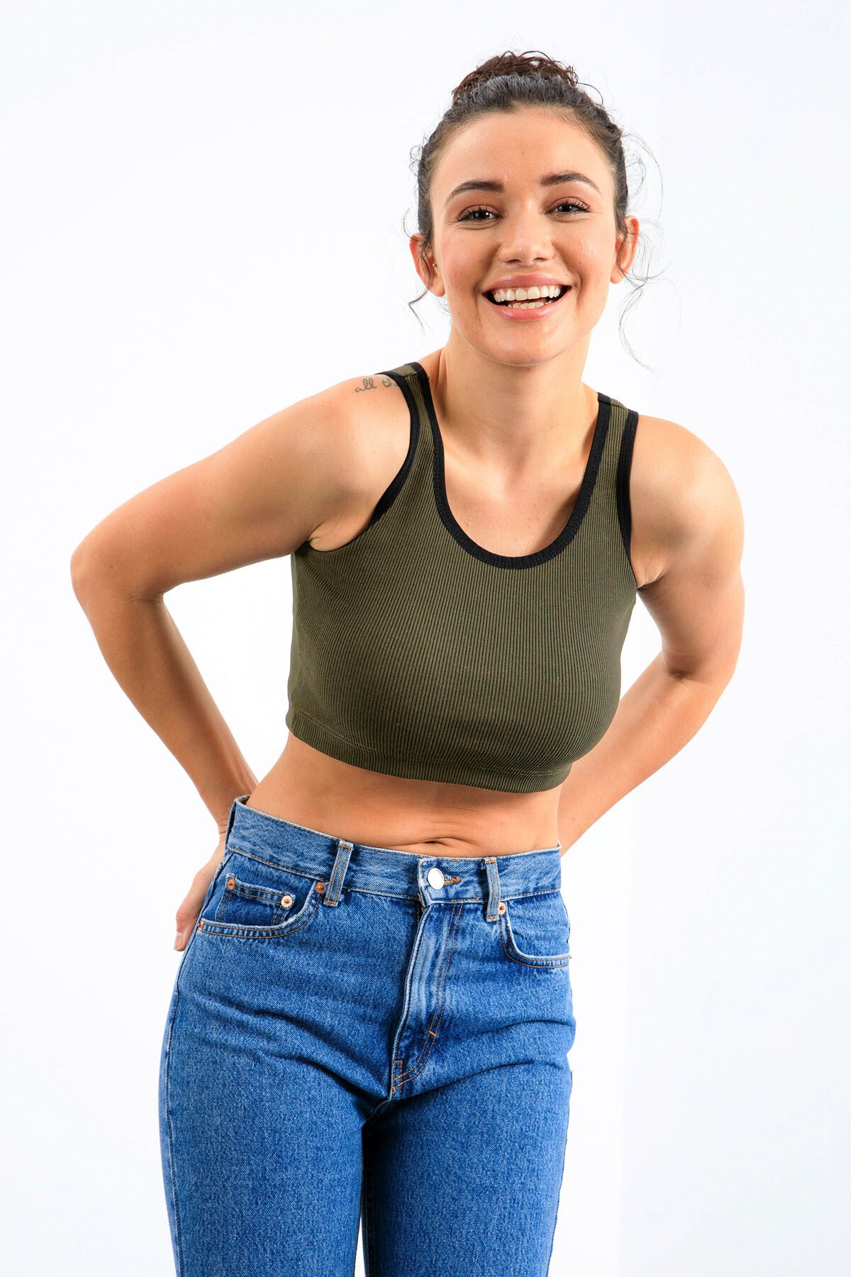 Image of Haki Basic Sıfır Kol Dar Kalıp U Yaka Kadın Crop Top Atlet - 97160