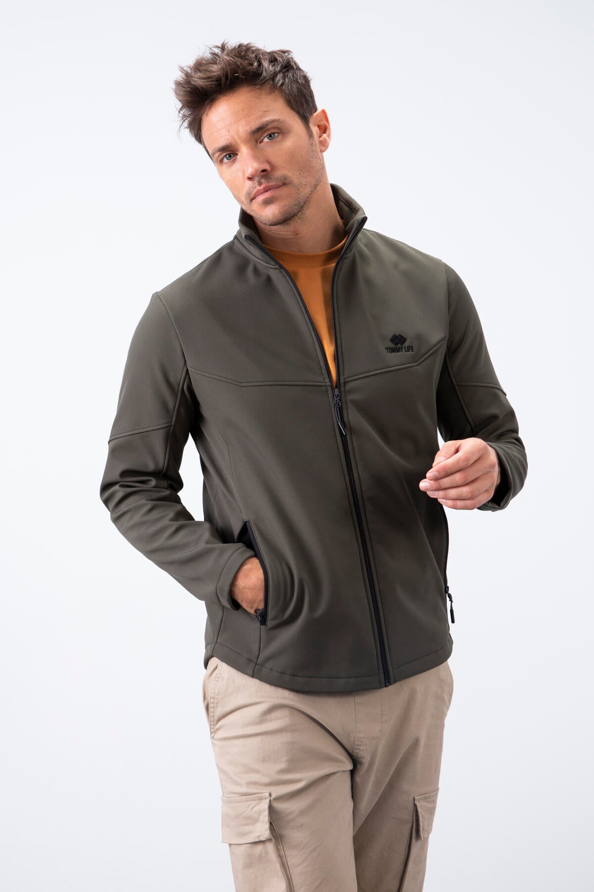 Image of Haki Fermuarlı Dik Yaka Su ve Rüzgar Geçirmez Softshell Erkek Mont - 88050