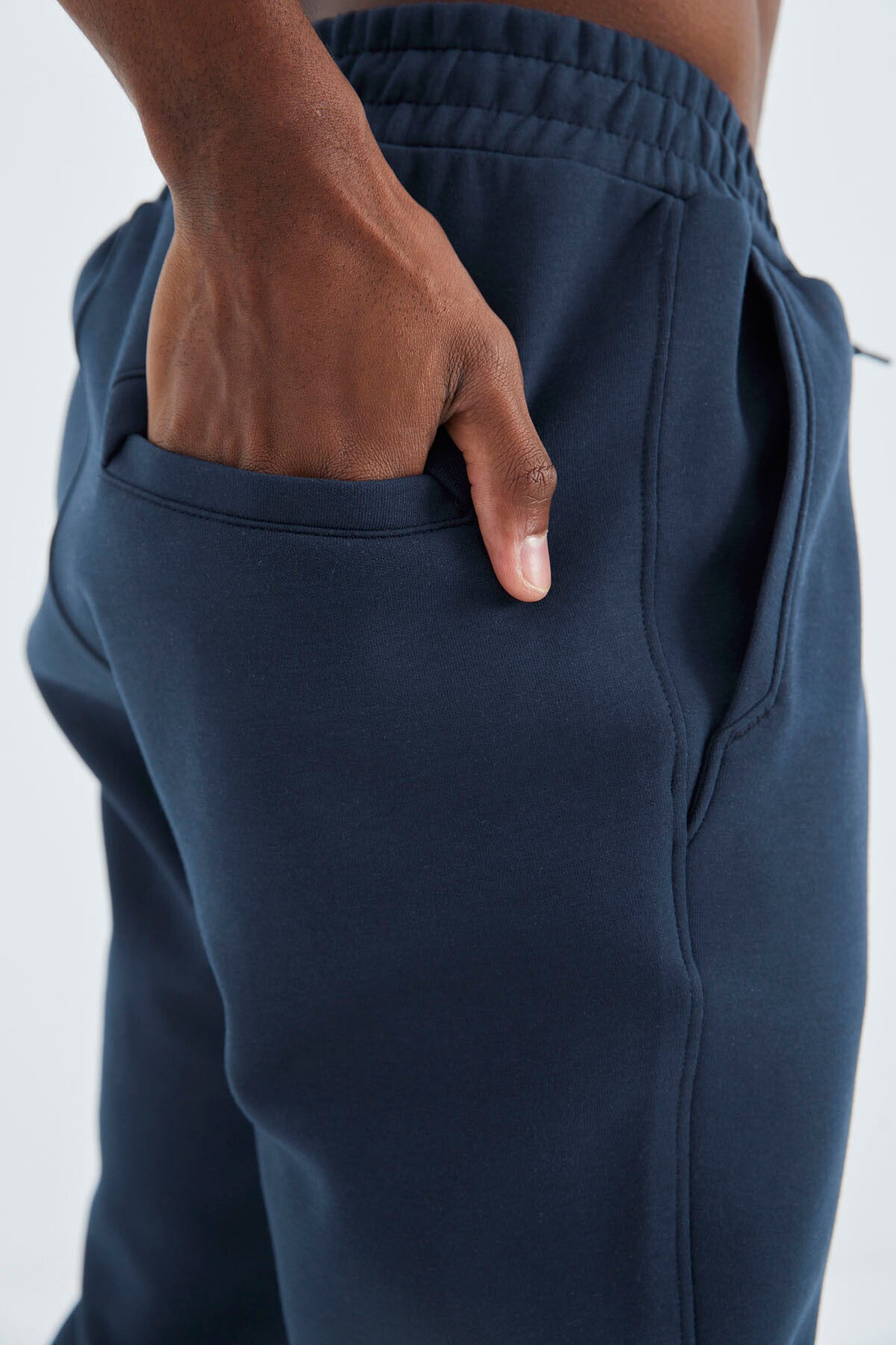 Image of İndigo  Bağcıklı Ön Dikiş Detaylı  Standart  Kalıp Erkek Eşofman Alt - 84994