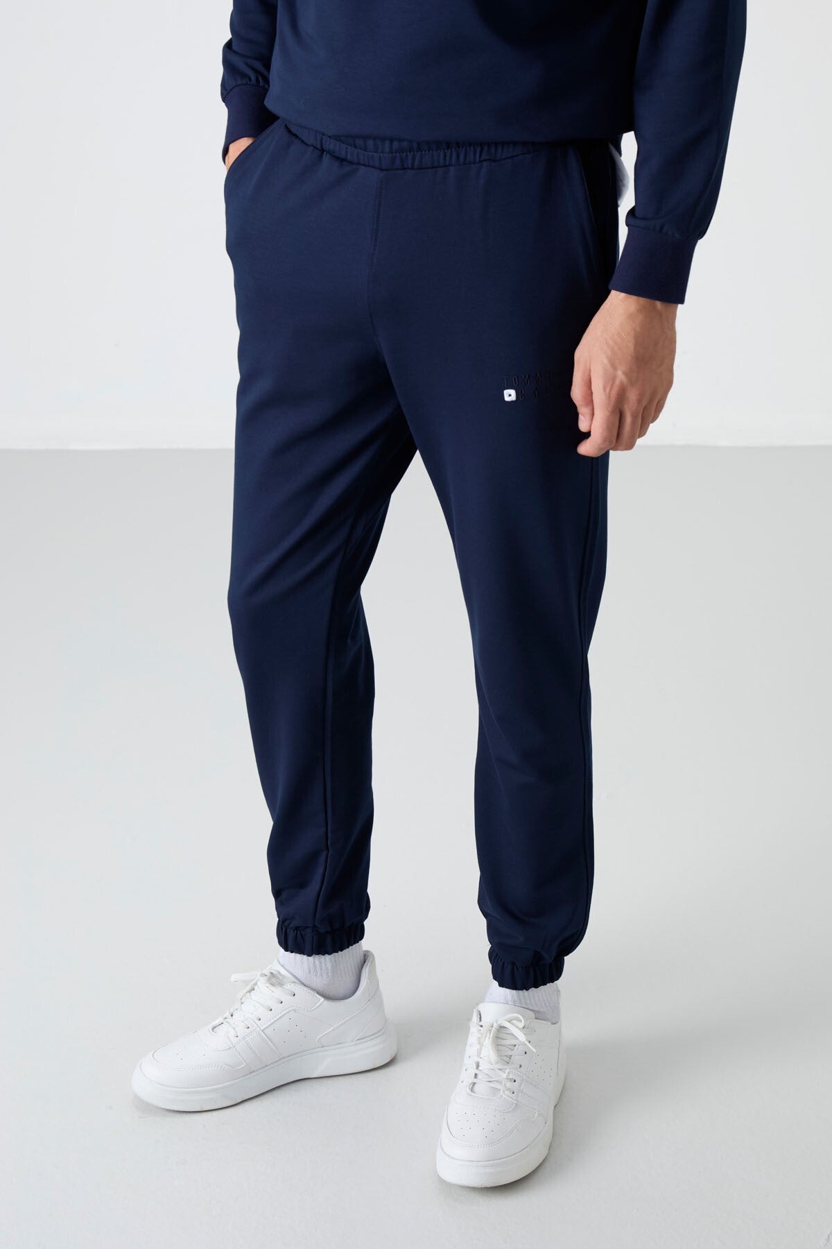 Image of İndigo Casual O Yaka Lastik Paça Pamuklu Erkek Oversize Eşofman Takımı - 85120