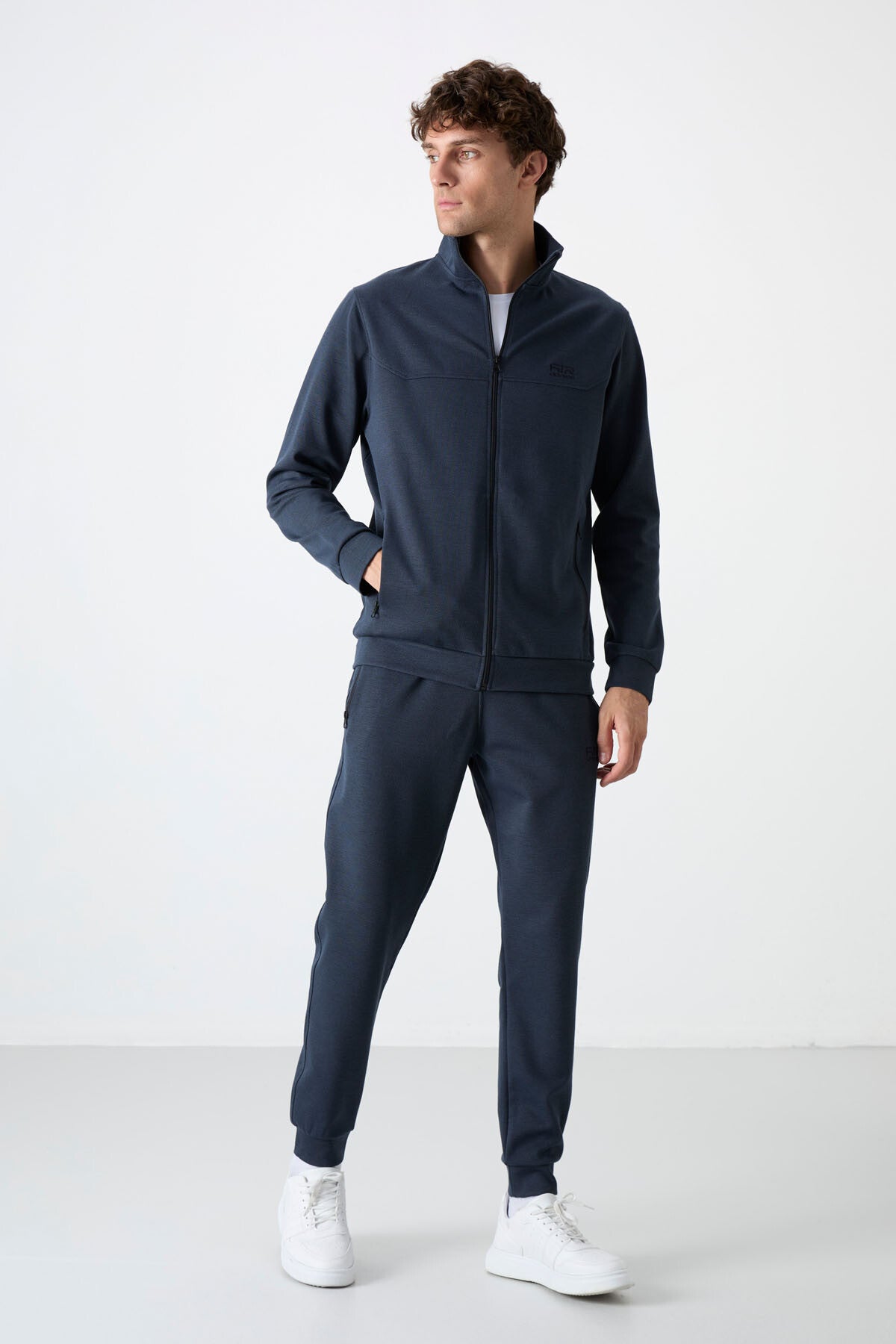 Image of Set trening Hugo Indigo Jogger pentru bărbați - 85198