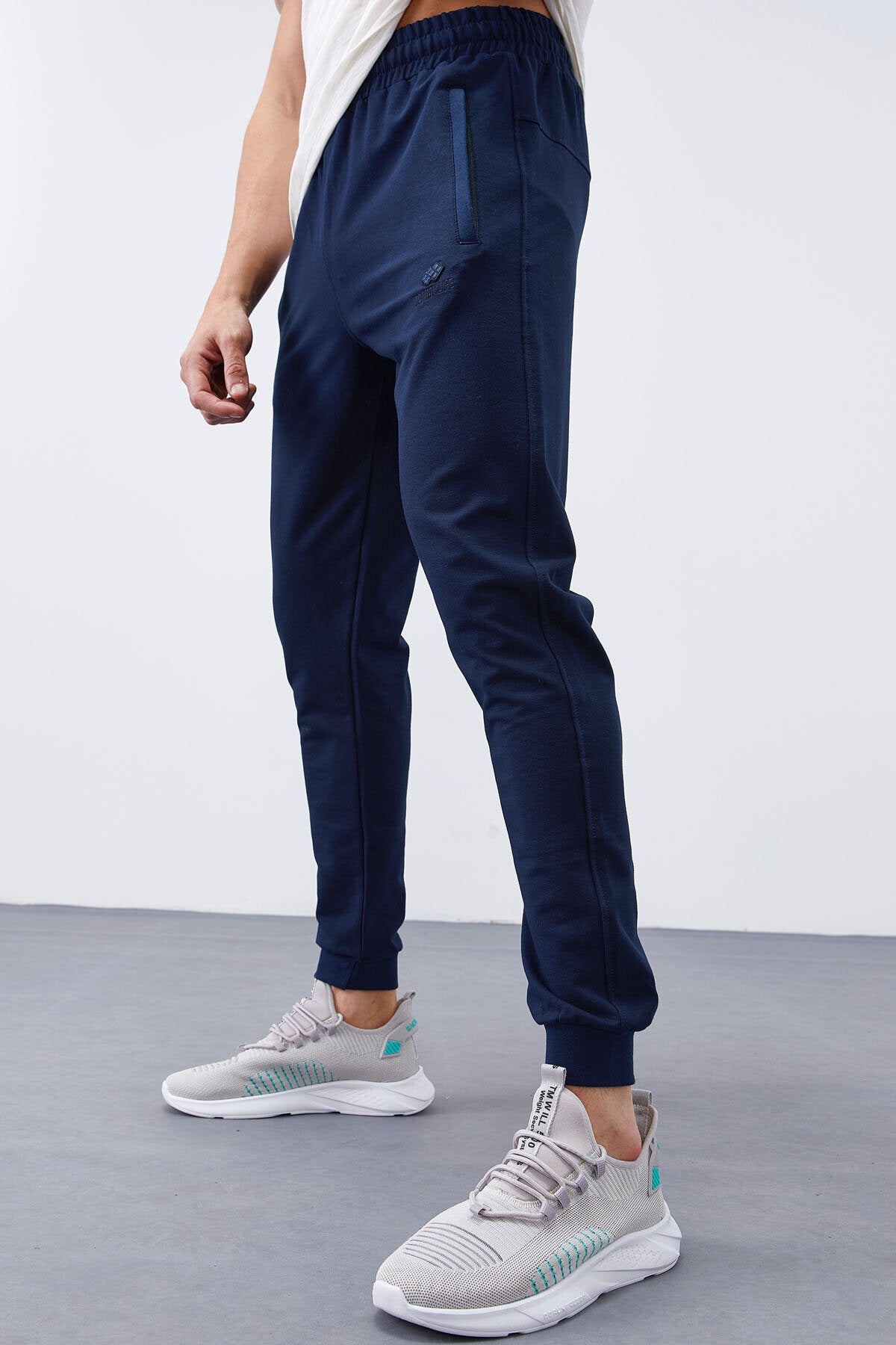 Image of İndigo Fermuar Cepli Dar Kalıp  Jogger Erkek Eşofman Alt - 84343