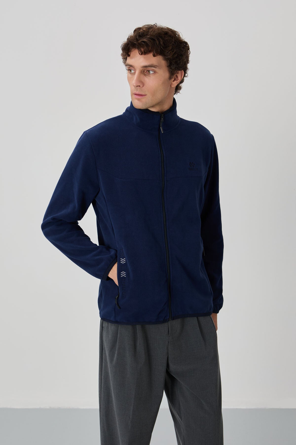 Image of İndigo Yazı Nakışlı Dik Yaka Fermuarlı Standart Kalıp Erkek Sweatshirt Polar - 87992