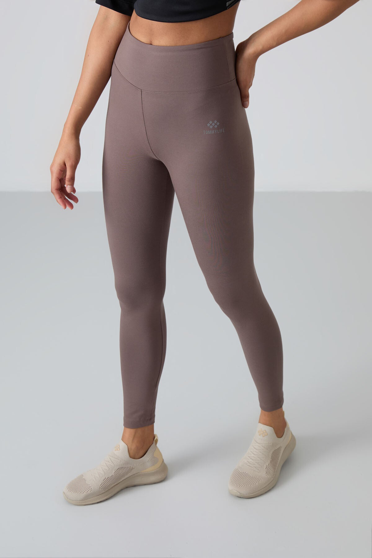 Image of Kahverengi Yüksek Bel Toparlayıcı Slim Fit Dar Paça Kadın Tayt - 94011