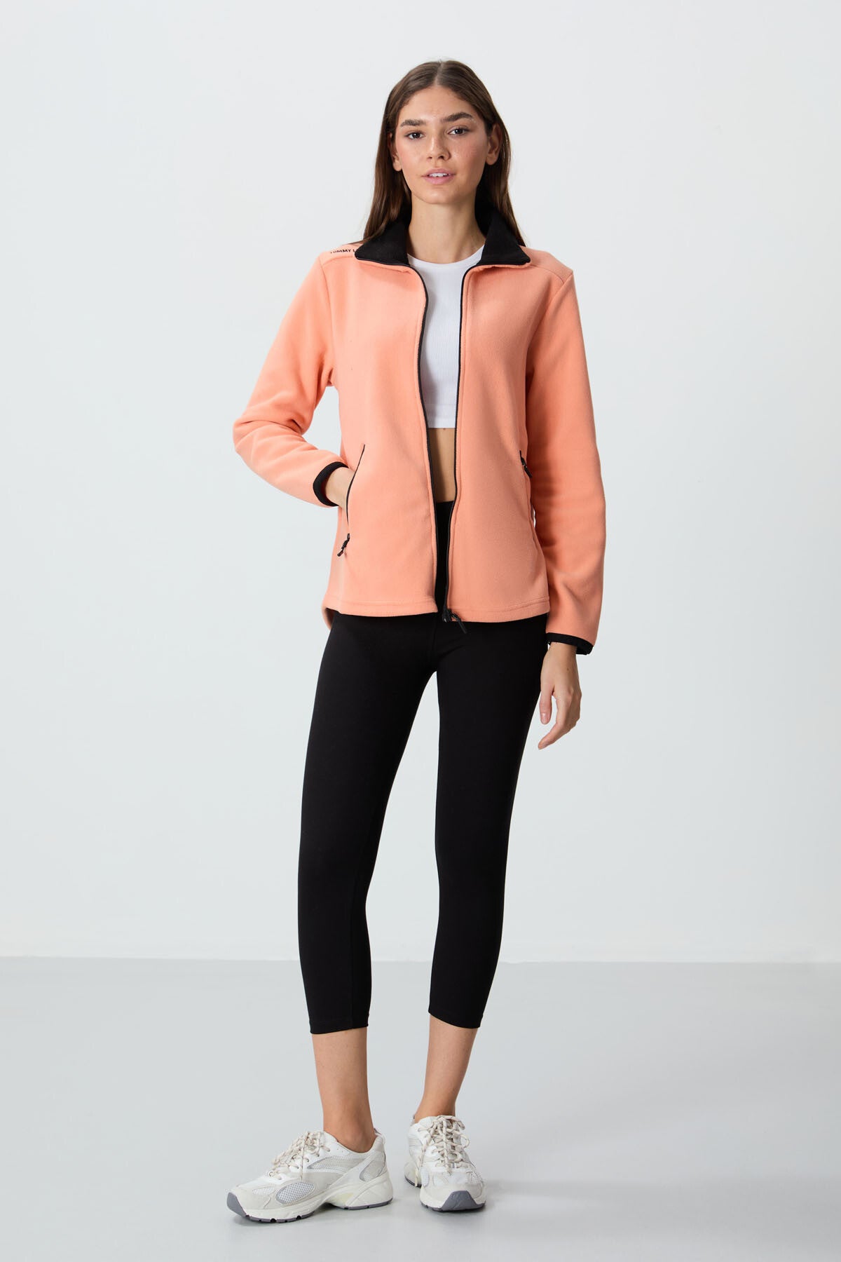 Image of Kavun İçi Dik Yaka Fermuarlı Rahat Form Kadın Polar Sweatshirt - 97173