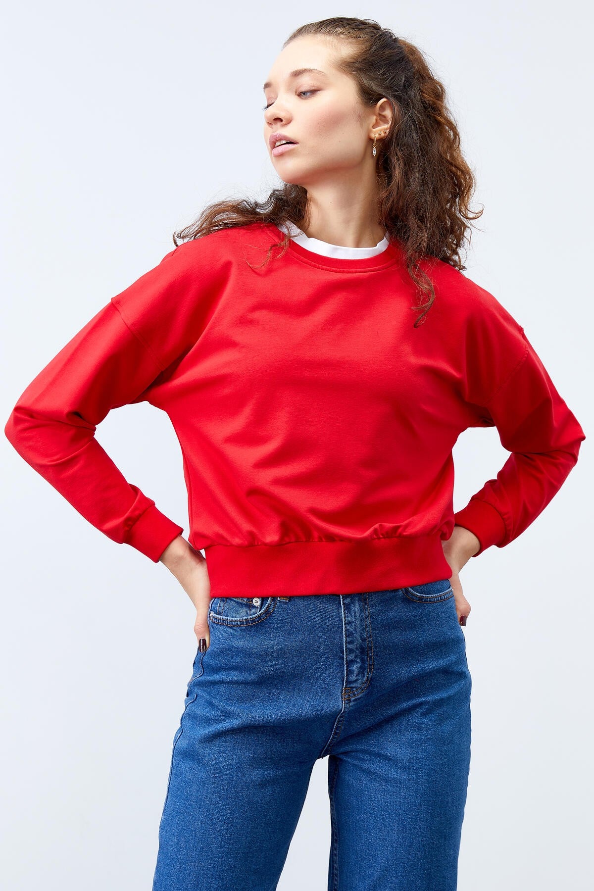 Image of Kırmızı Basic Rahat Form O Yaka Kadın Sweatshirt - 97114