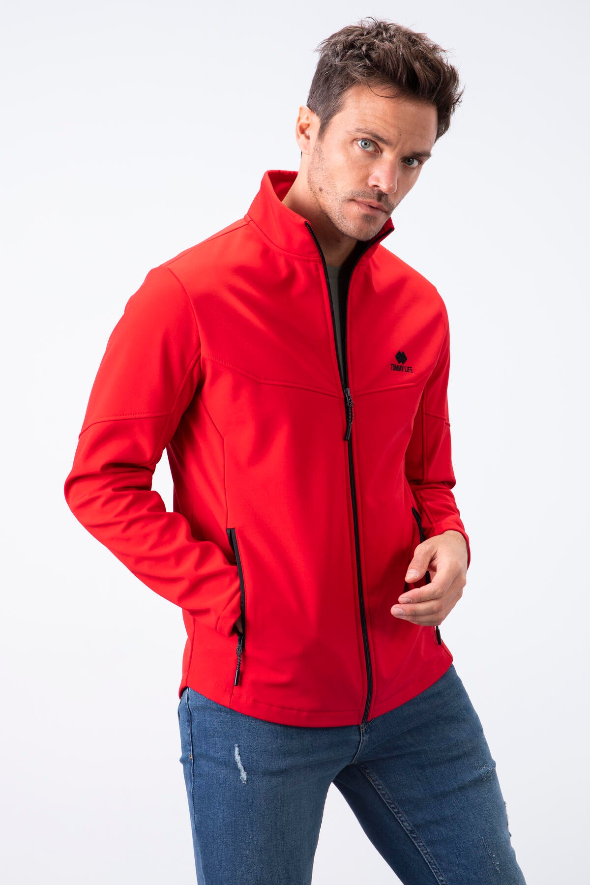 Image of Jachetă bărbătească softshell, impermeabilă și rezistentă la vânt, cu fermoar, roșie, cu guler înalt - 88050