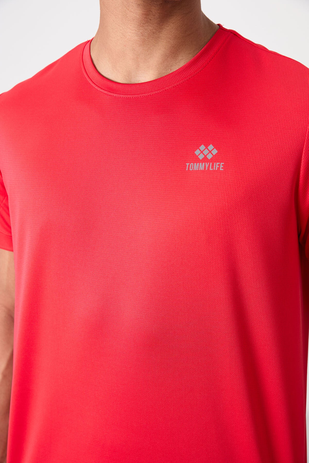 Image of Kırmızı O Yaka Standart Kalıp Logo Desenli Aktif Spor Erkek T-Shirt  - 88255