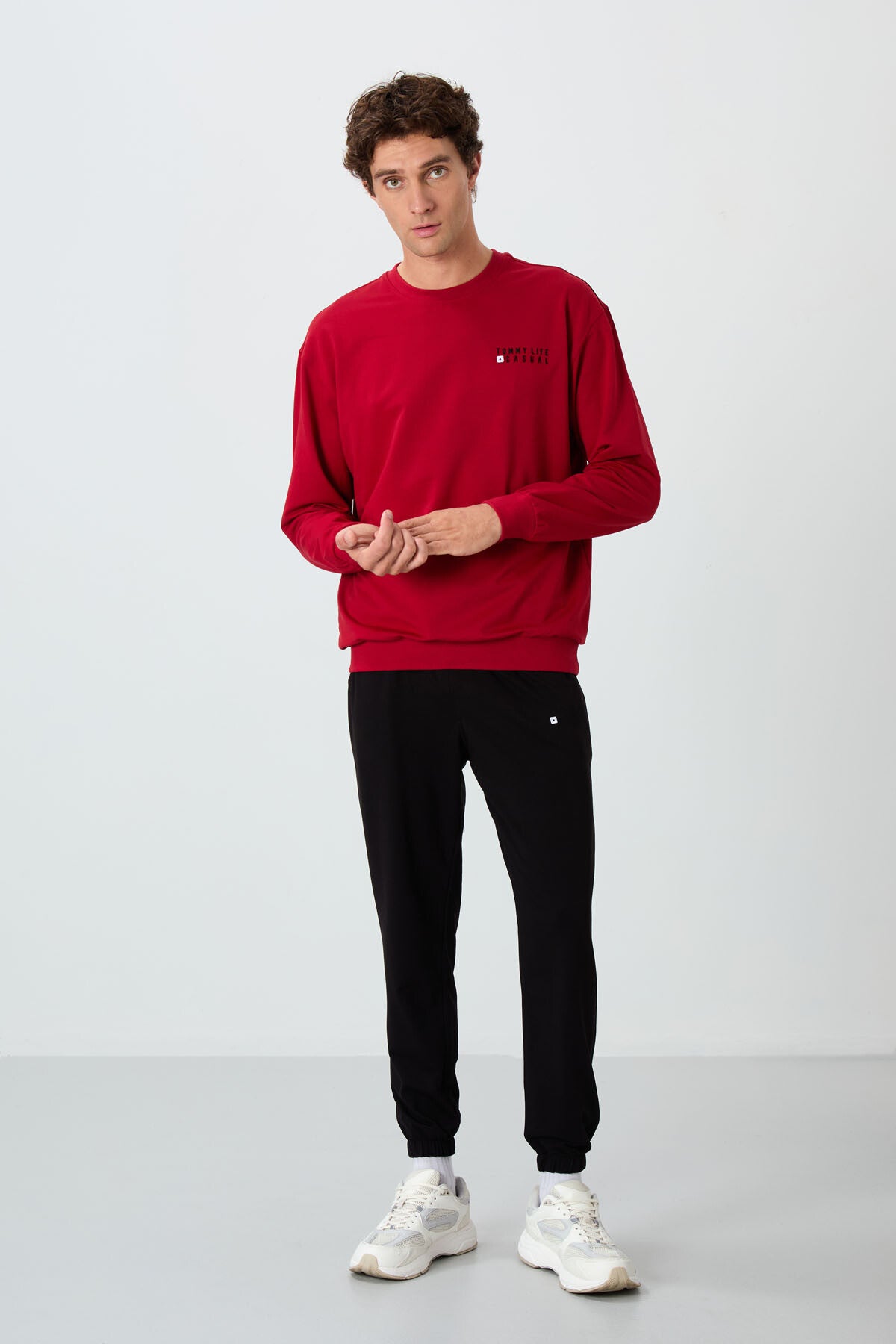 Image of Kırmızı - Siyah Casual O Yaka Lastik Paça Pamuklu Erkek Oversize Eşofman Takımı - 85120