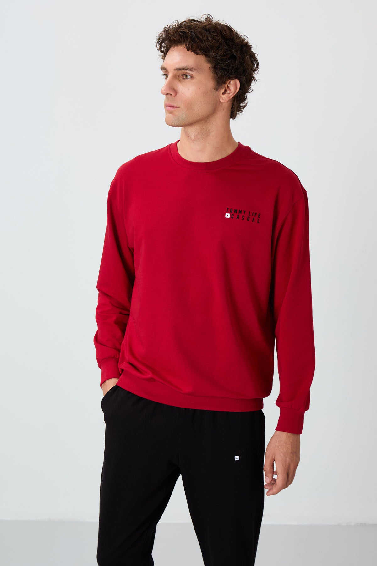 Image of Kırmızı - Siyah Casual O Yaka Lastik Paça Pamuklu Erkek Oversize Eşofman Takımı - 85120