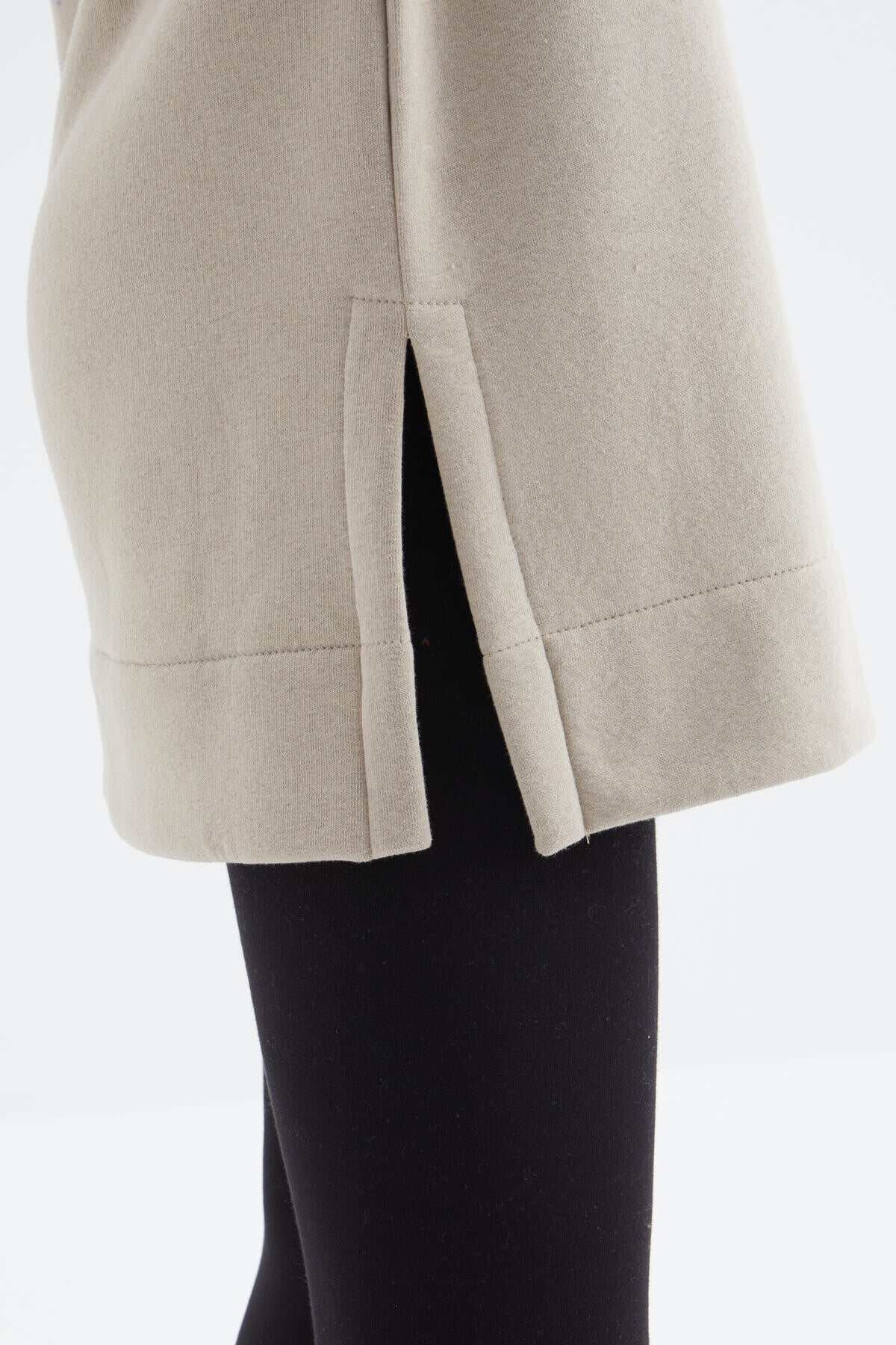 Image of Koyu Bej Reglan Kol Basic Kapüşonlu Oversize Sweatshirt Tunik - 97242