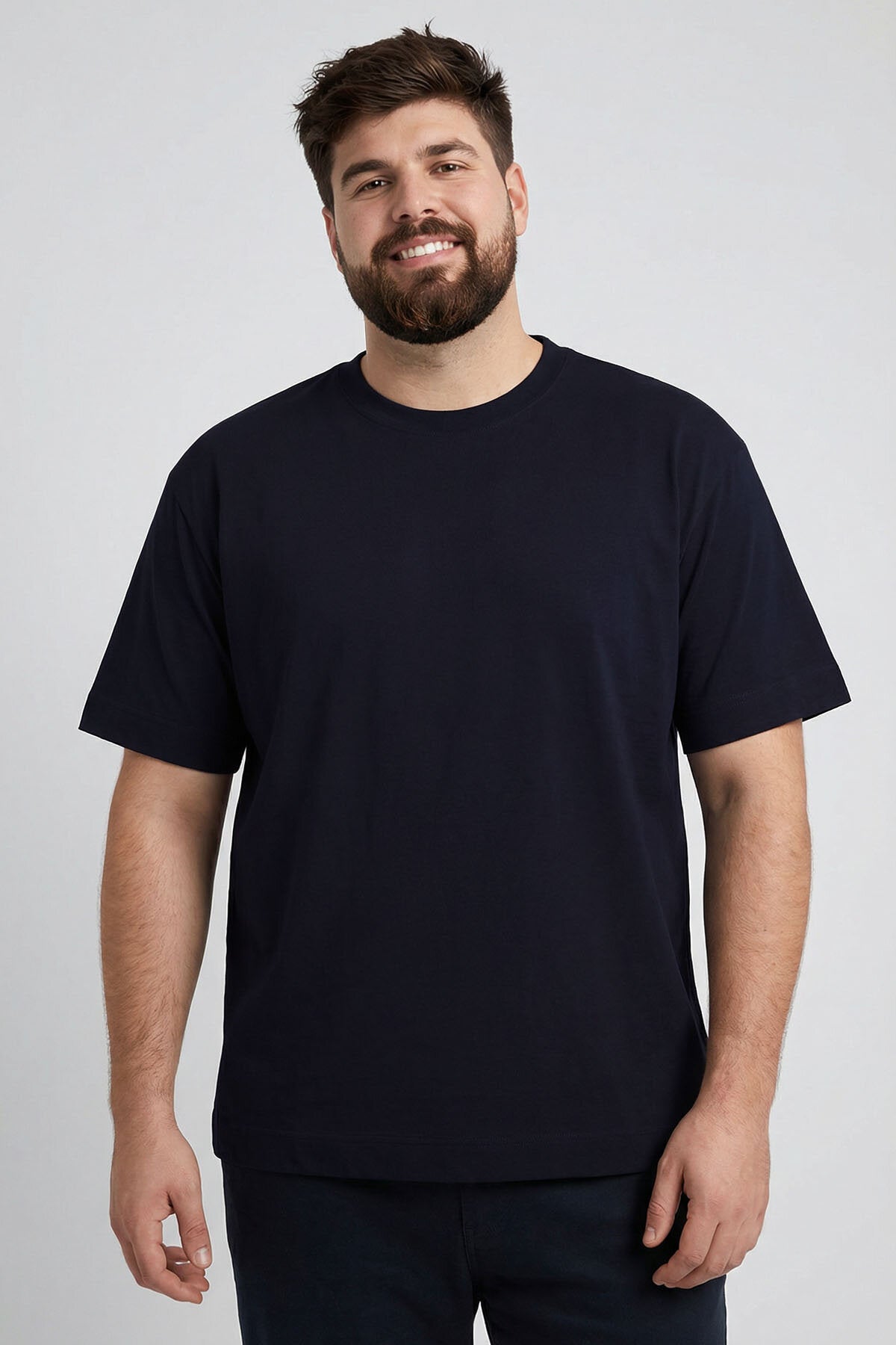 Image of Tricou bărbătesc bleumarin cu mânecă scurtă și guler rotund, mărime mare - 88072