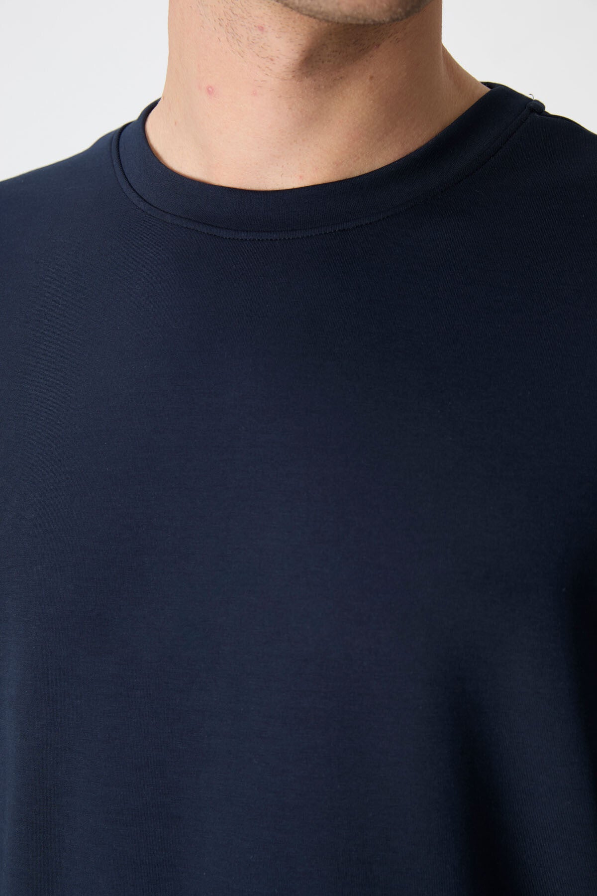 Image of Lacivert Basic O Yaka Rahat Form Erkek Sweatshirt - 88053