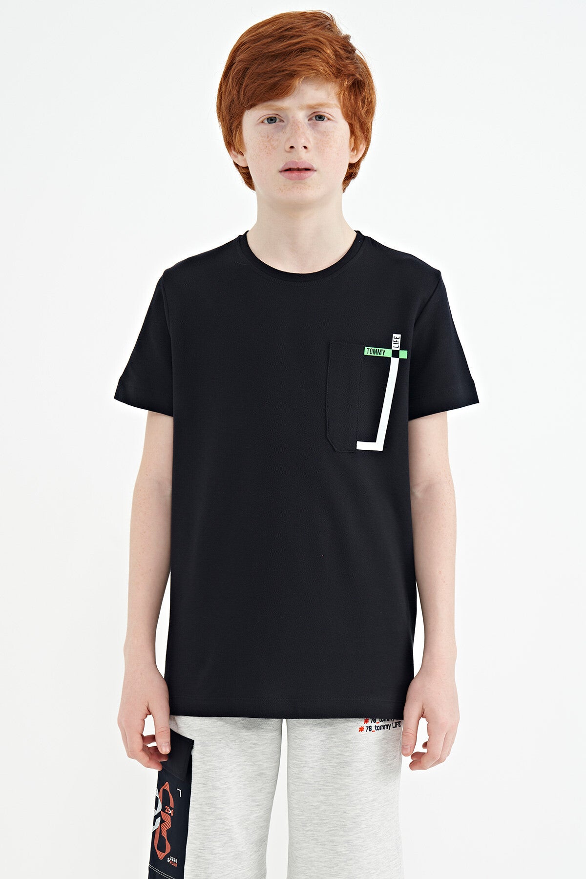 Image of Lacivert Cep Detaylı O Yaka Standart Kalıp Erkek Çocuk T-Shirt - 11120