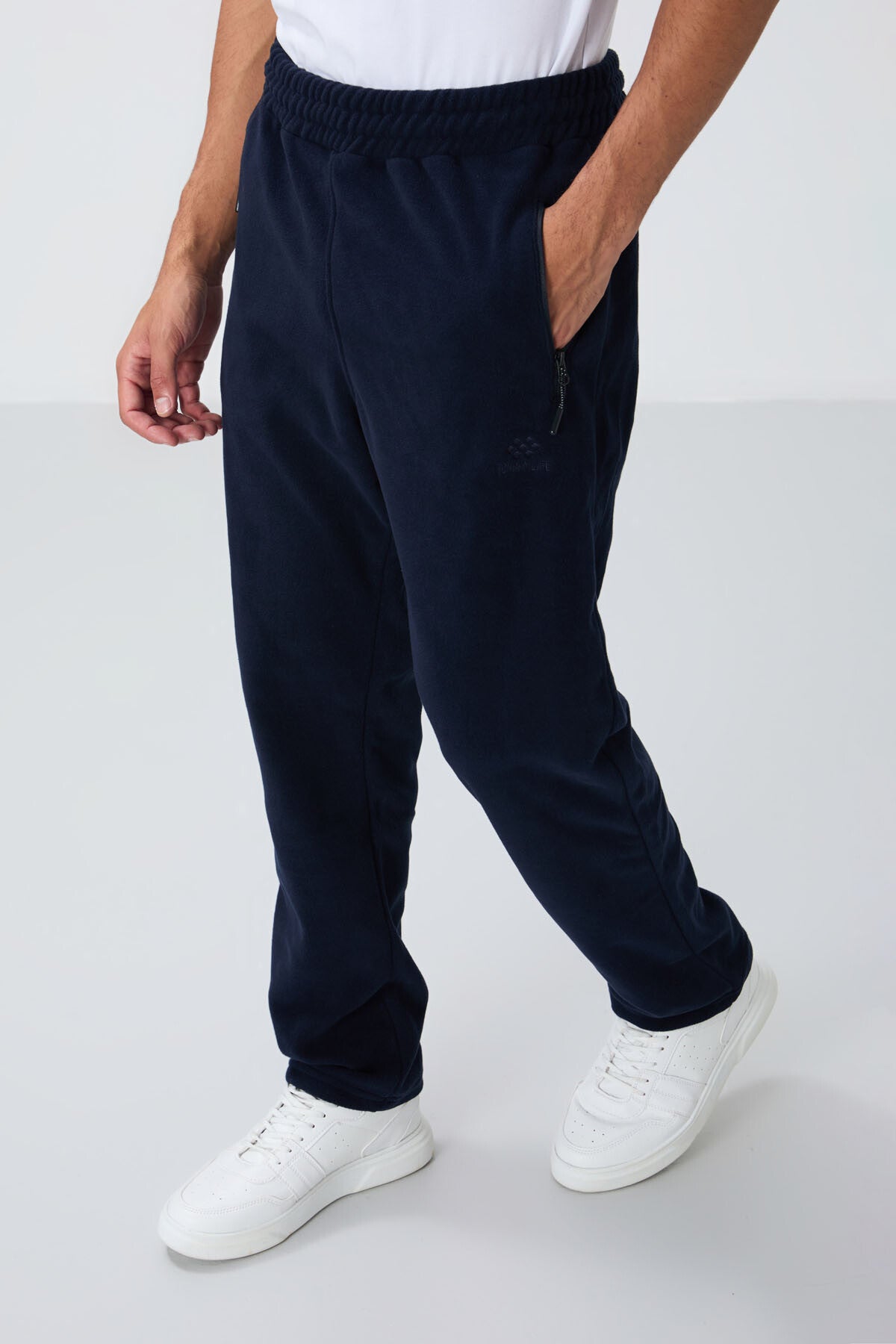 Image of Trening bărbătesc din fleece, bleumarin, cu guler înalt și fermoar, croială standard - 85193