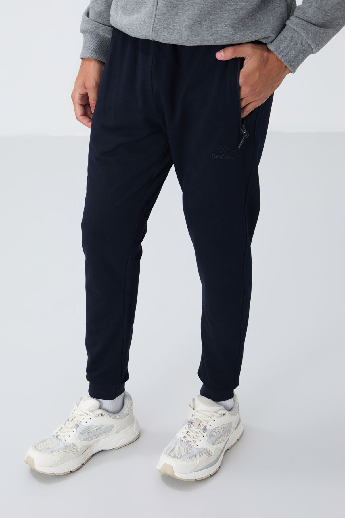 Image of Lacivert Fermuar Cepli Standart Kalıp Jogger Erkek Eşofman Alt - 84651