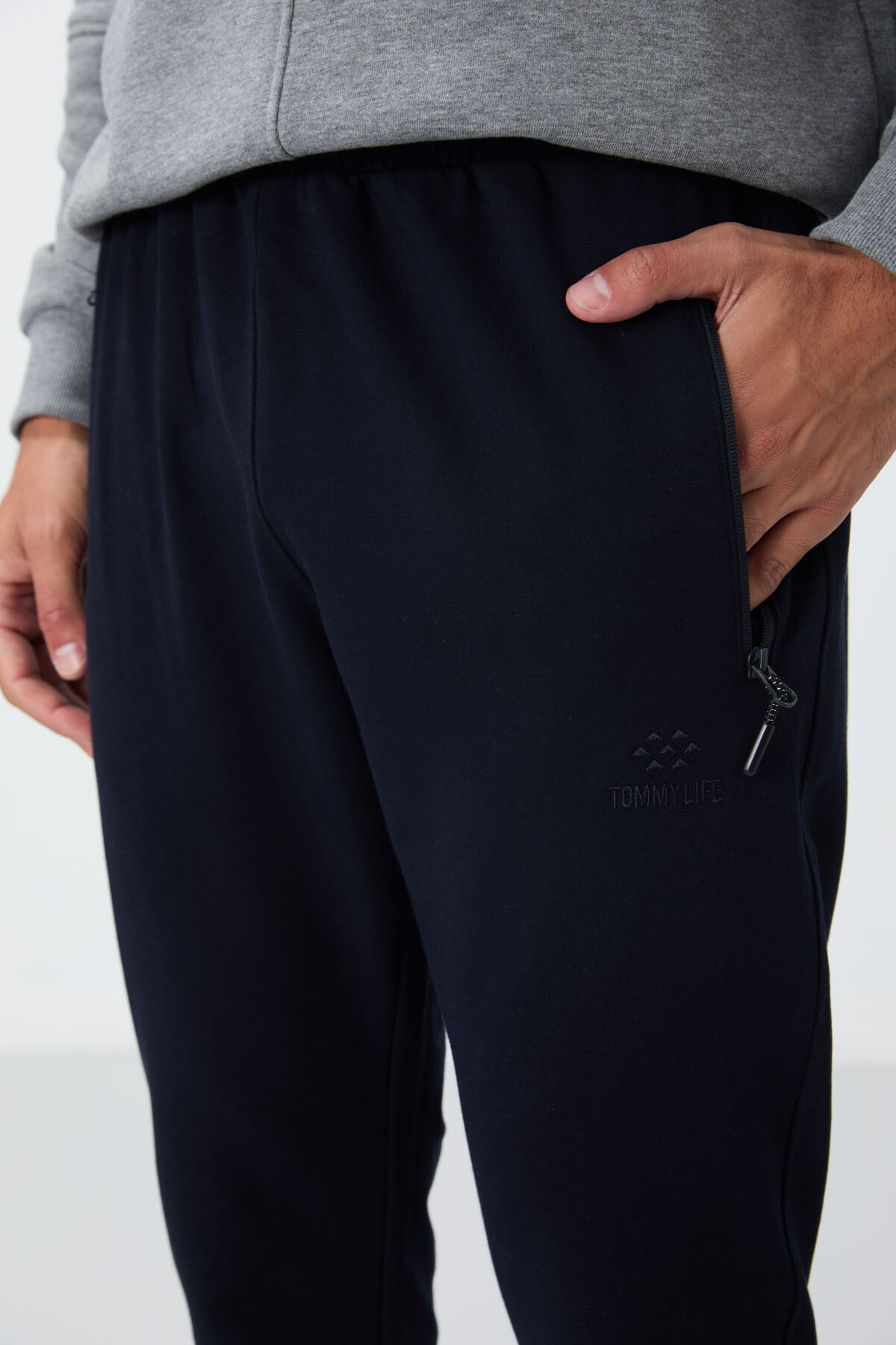Image of Lacivert Fermuar Cepli Standart Kalıp Jogger Erkek Eşofman Alt - 84651