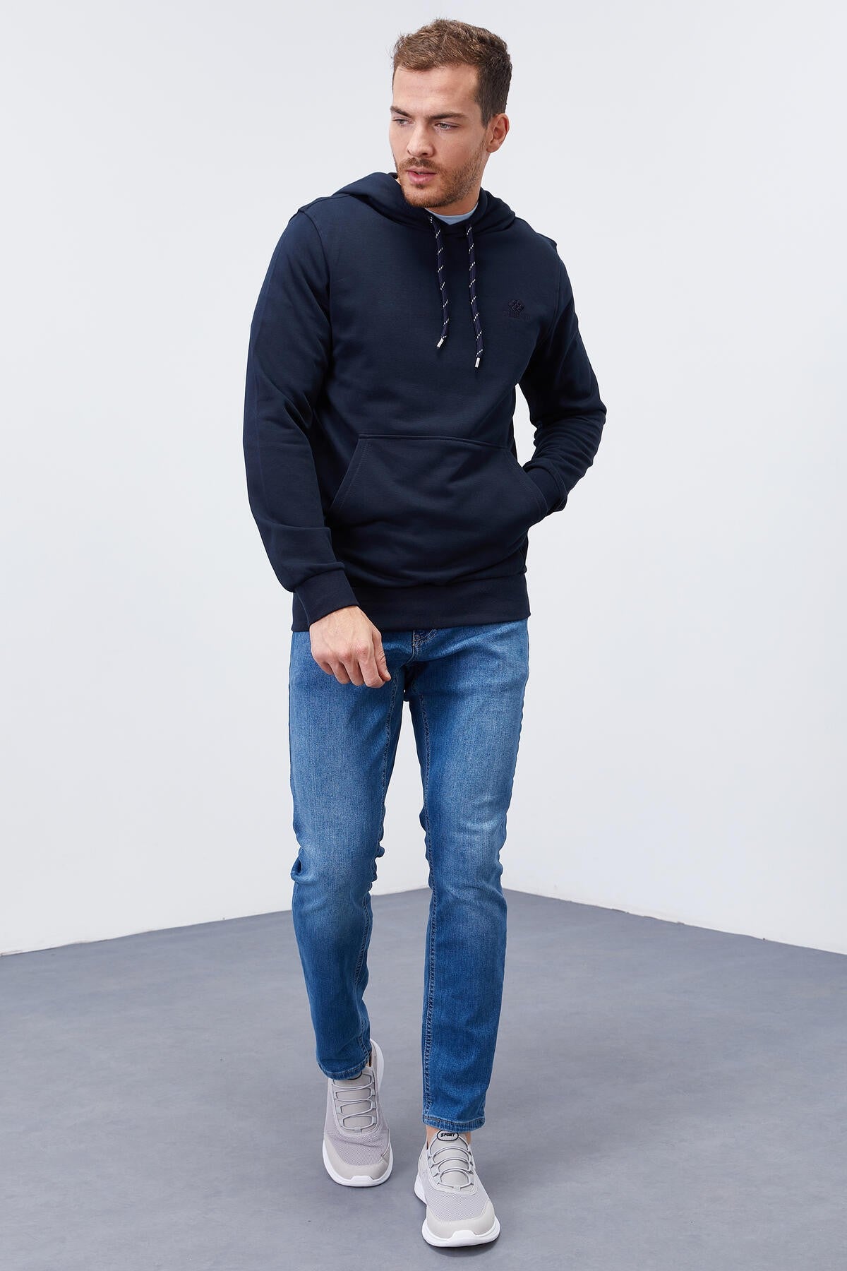 Image of Lacivert Kanguru Cep Standart Kalıp Kapüşonlu Erkek Sweatshirt - 87872