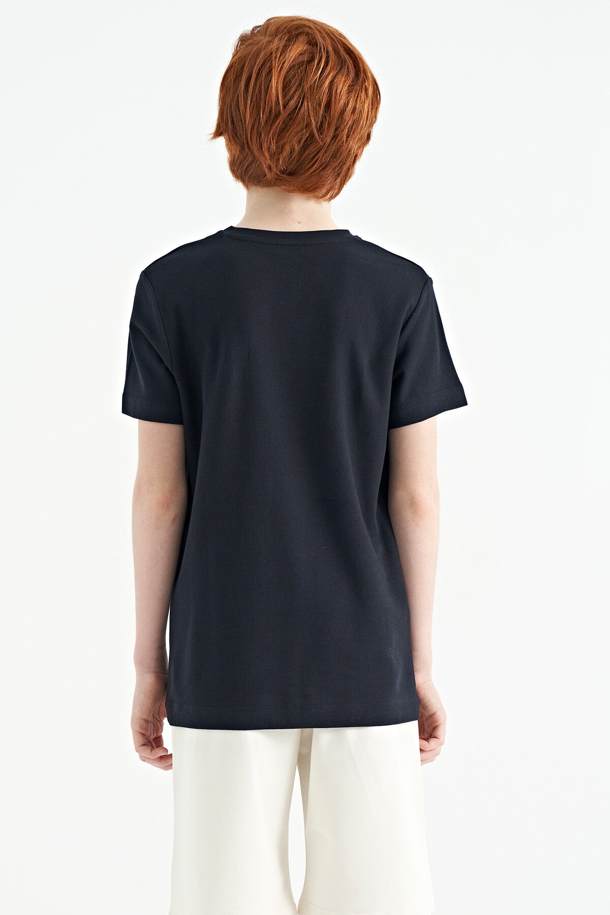 Image of Lacivert Nakış İşleme Detaylı O Yaka Standart Kalıp Erkek Çocuk T-Shirt - 11115