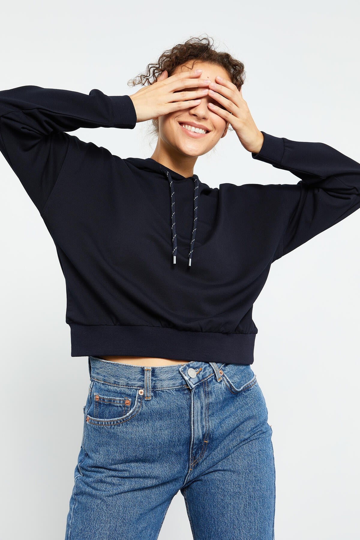 Image of Lacivert Uzun Kol Rahat Form Kapüşonlu Kadın Sweatshirt - 97115