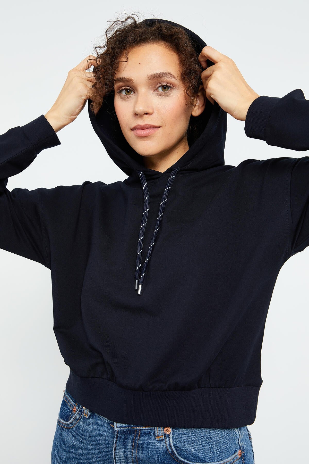 Image of Lacivert Uzun Kol Rahat Form Kapüşonlu Kadın Sweatshirt - 97115